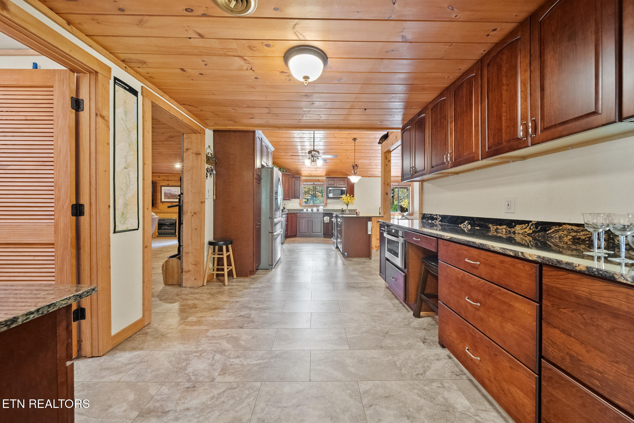 217 Seaton Drive Property Photo 10