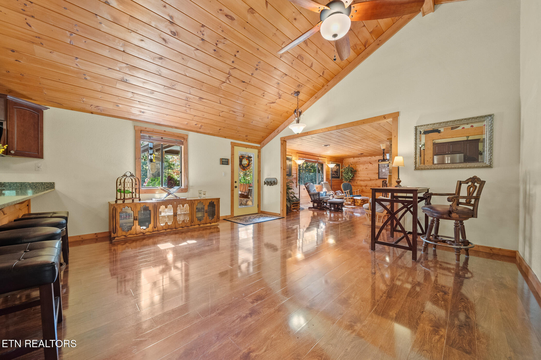 217 Seaton Drive Property Photo 13