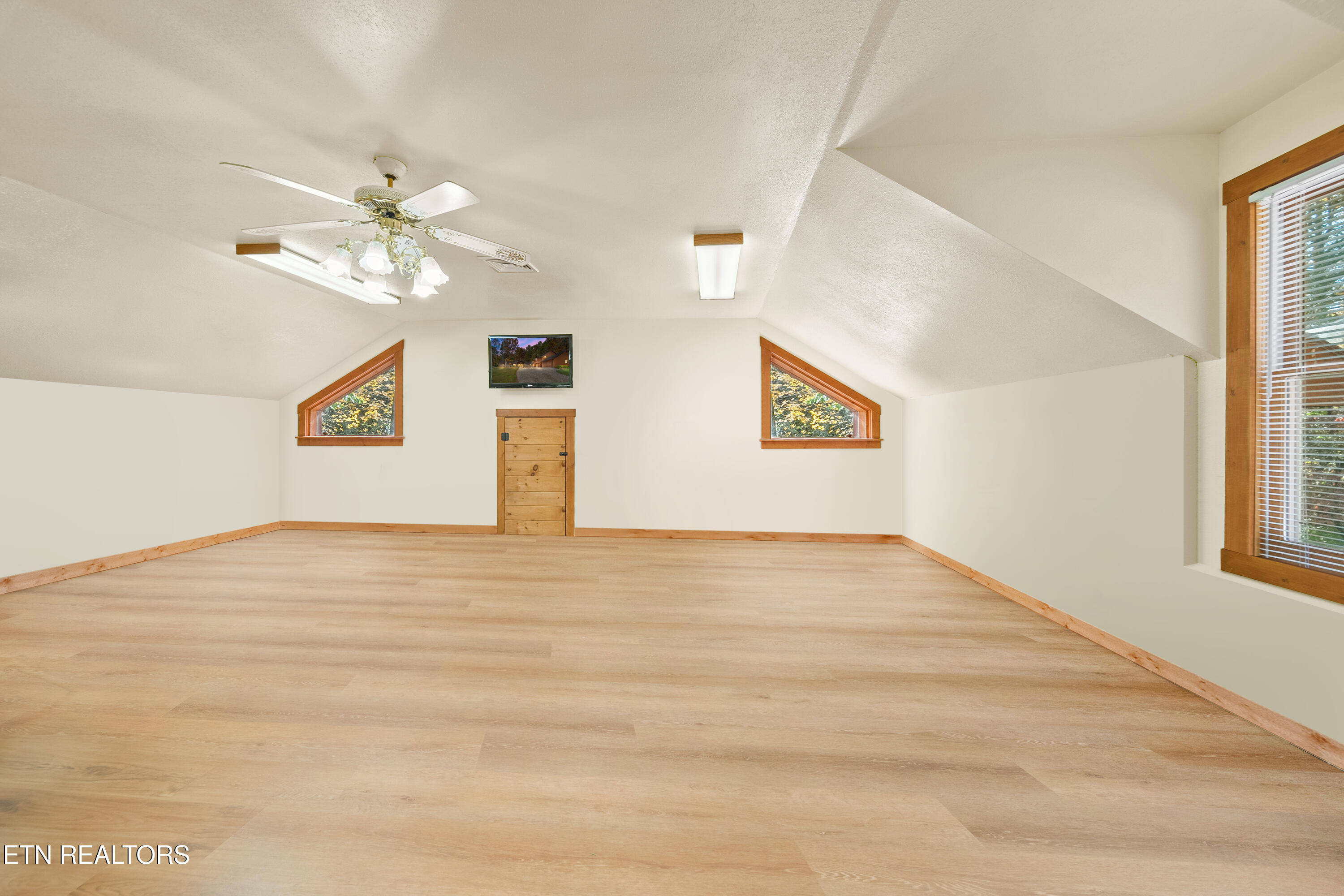 217 Seaton Drive Property Photo 17