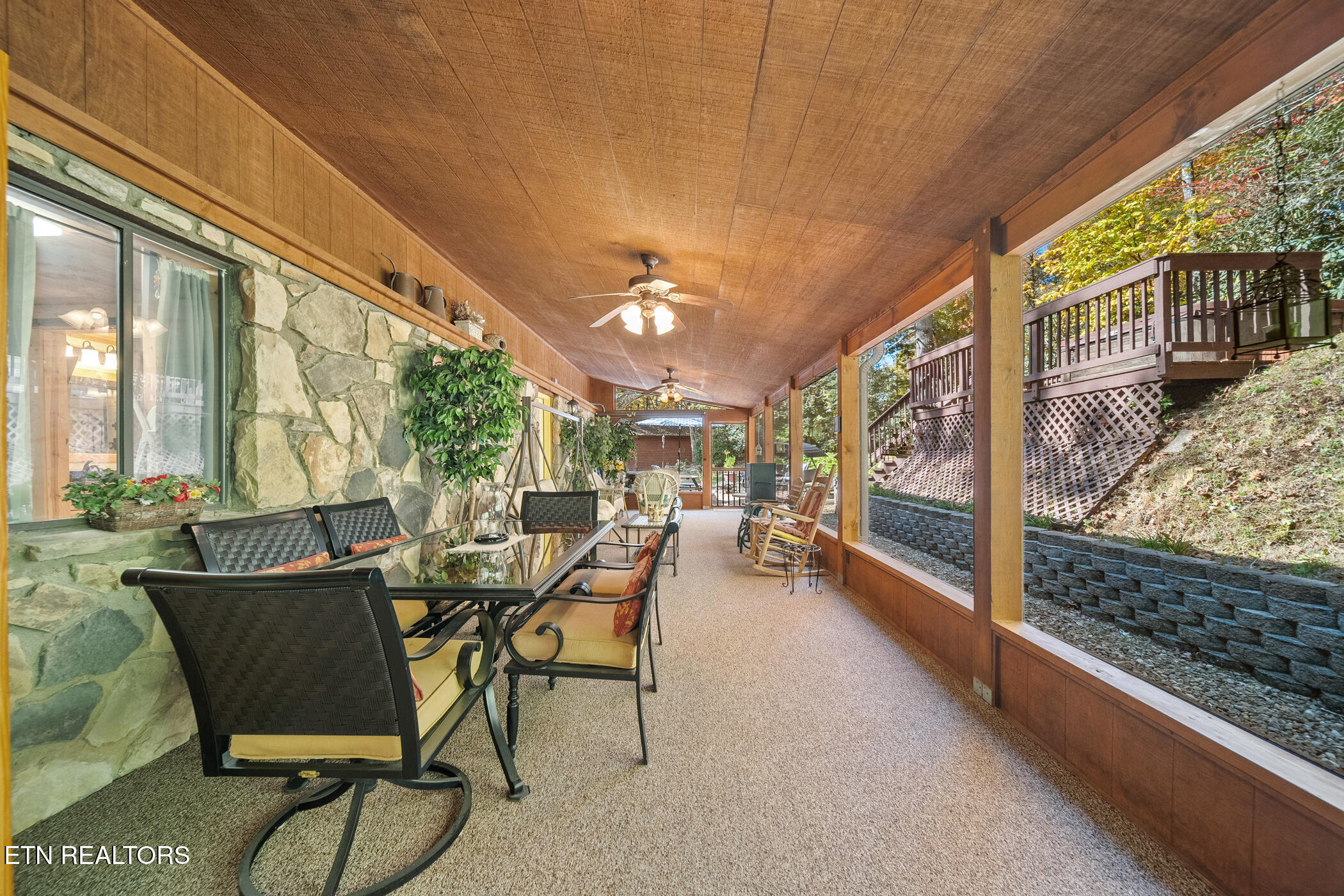 217 Seaton Drive Property Photo 27