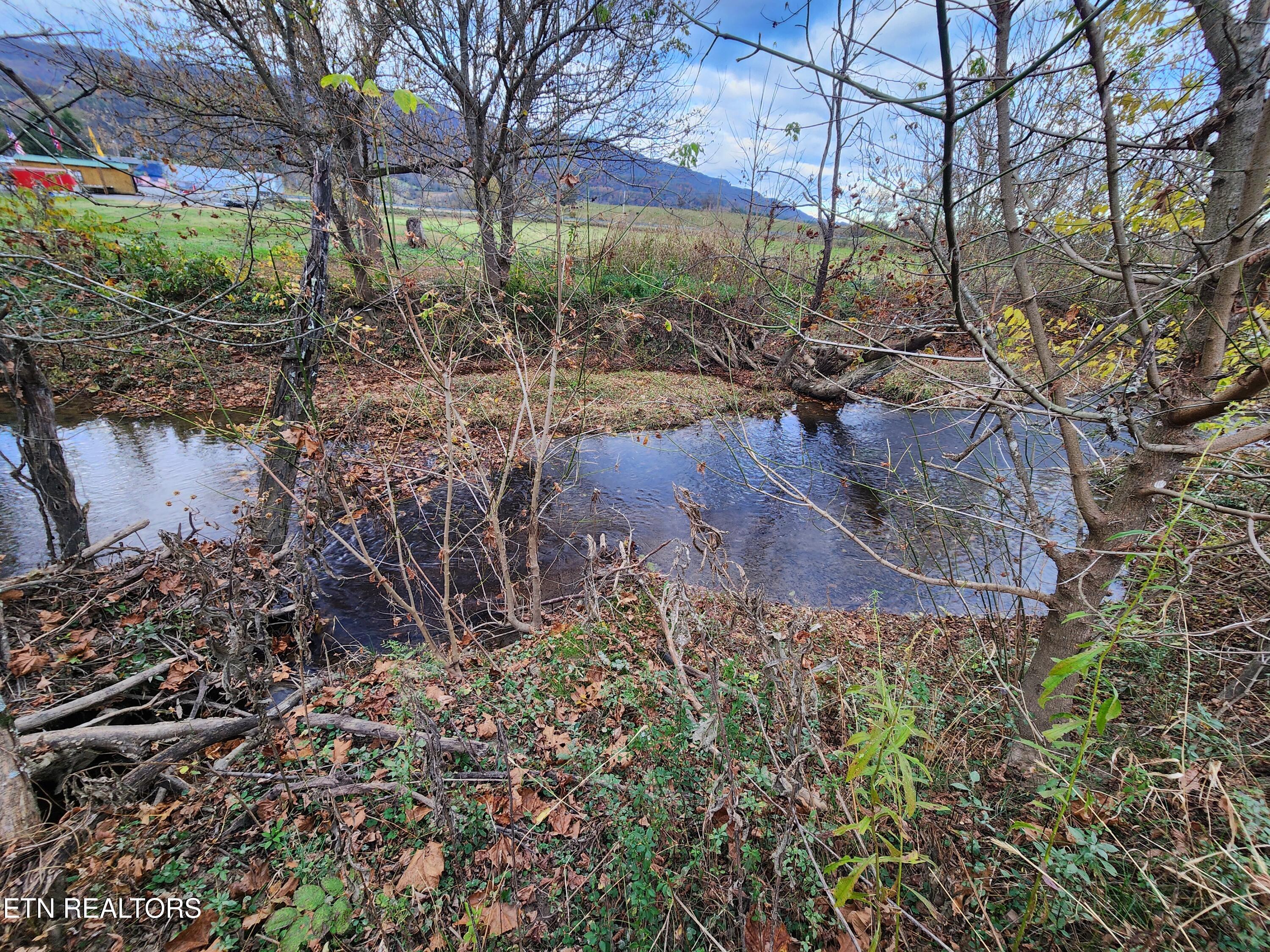 Indian Creek Rd Property Photo 17
