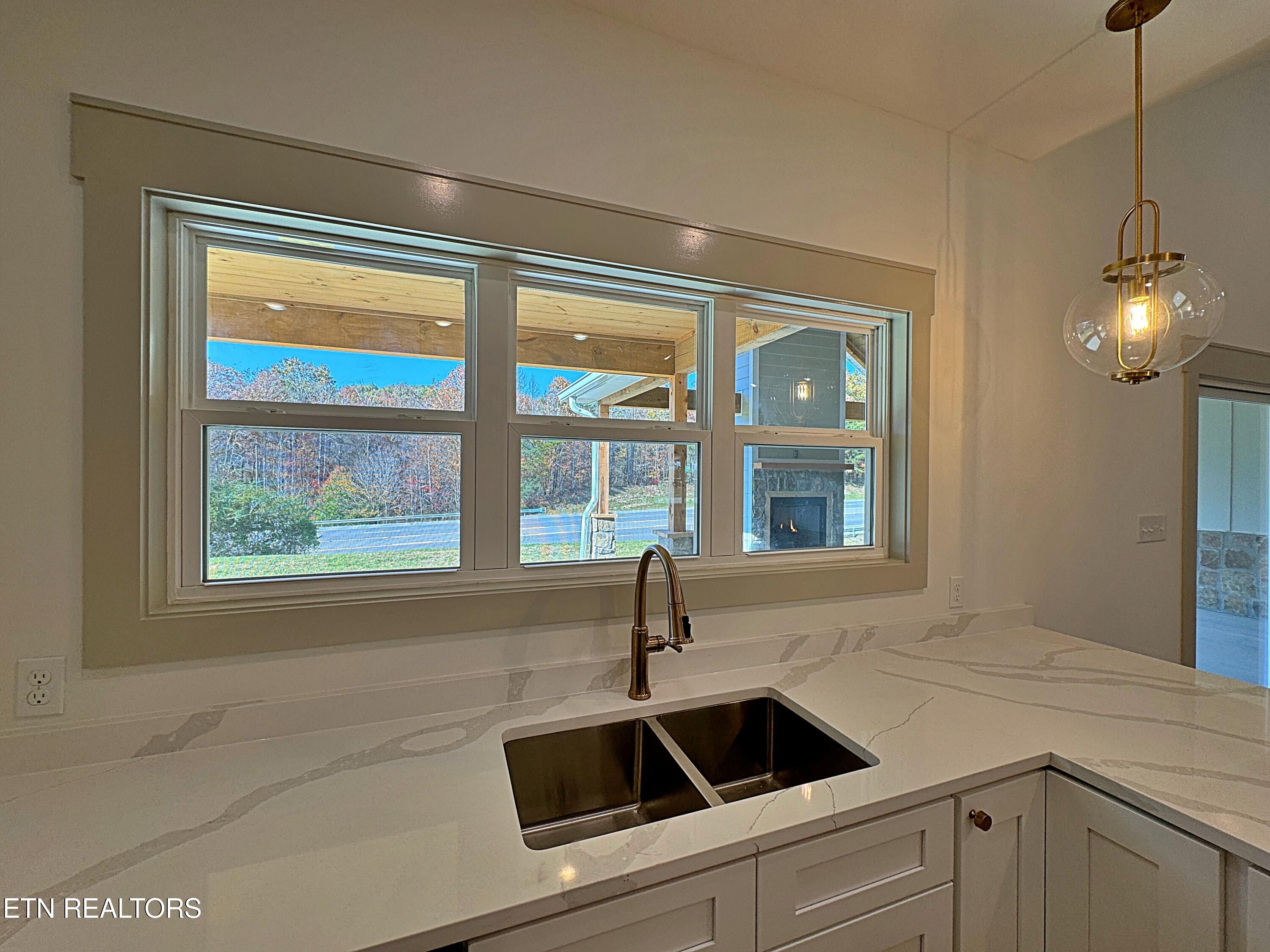 400 Galloway Drive Property Photo 13