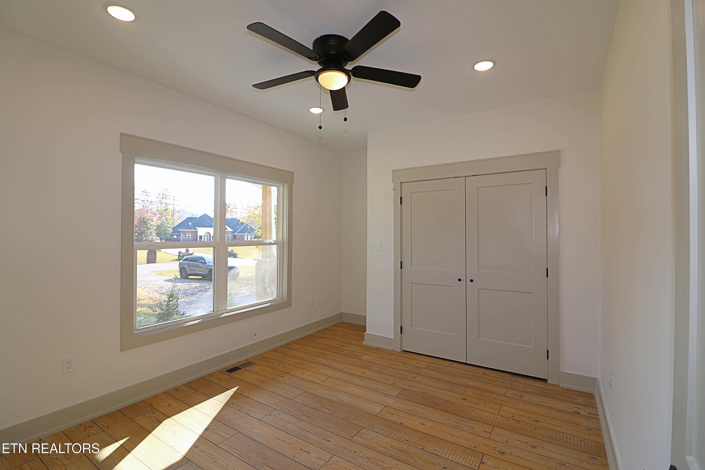 400 Galloway Drive Property Photo 17
