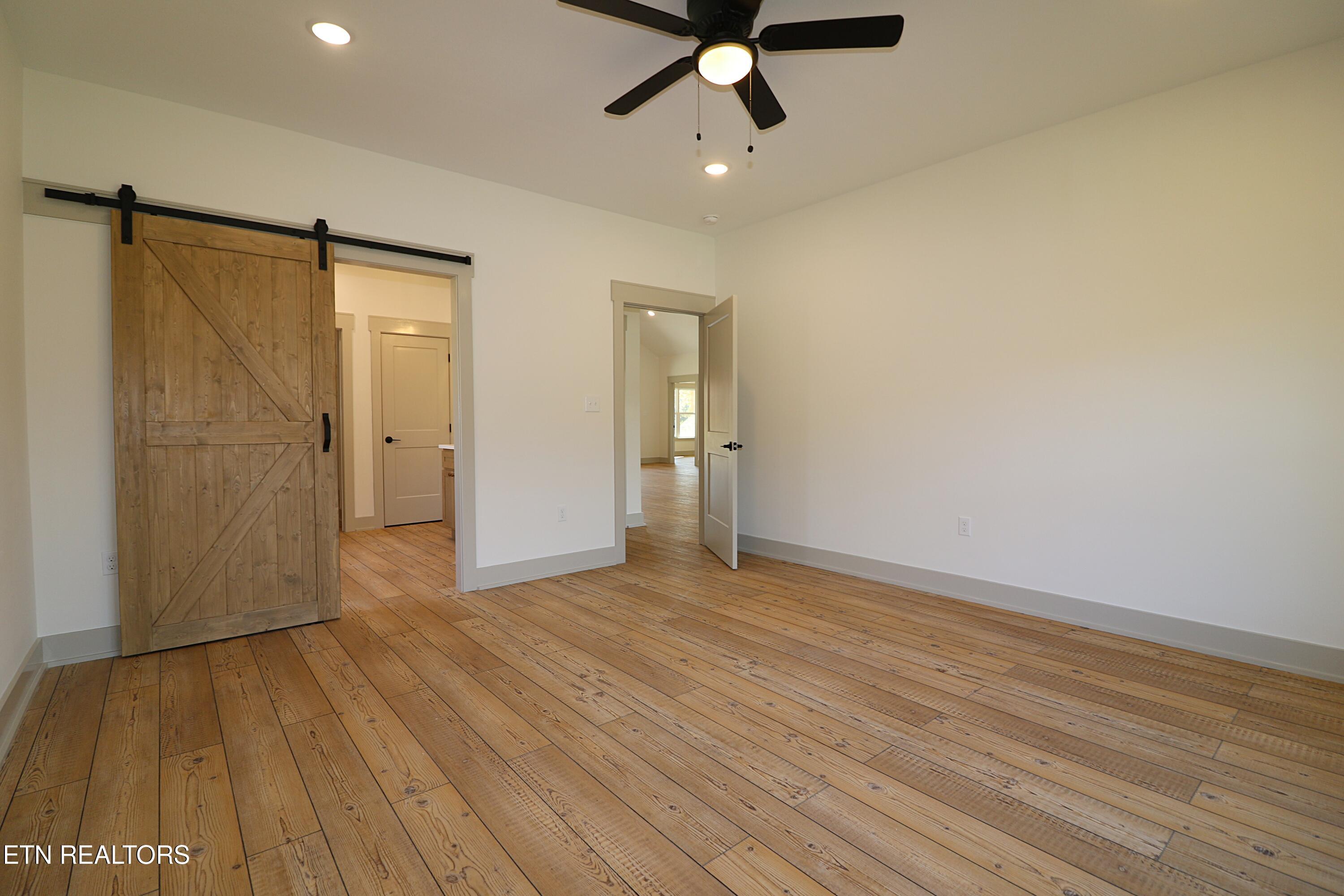 400 Galloway Drive Property Photo 23