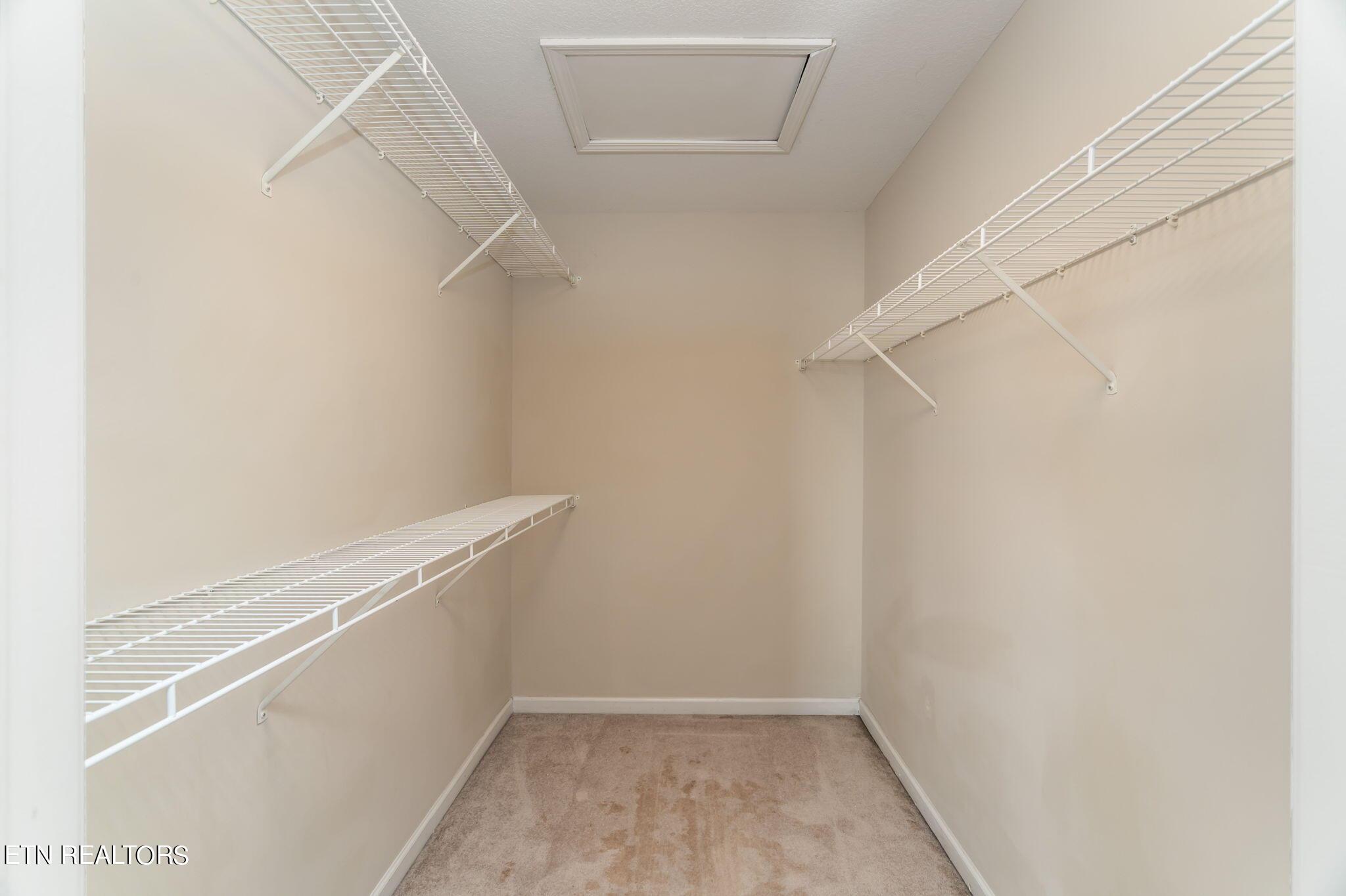 1843 Falling Waters Rd Property Photo 22
