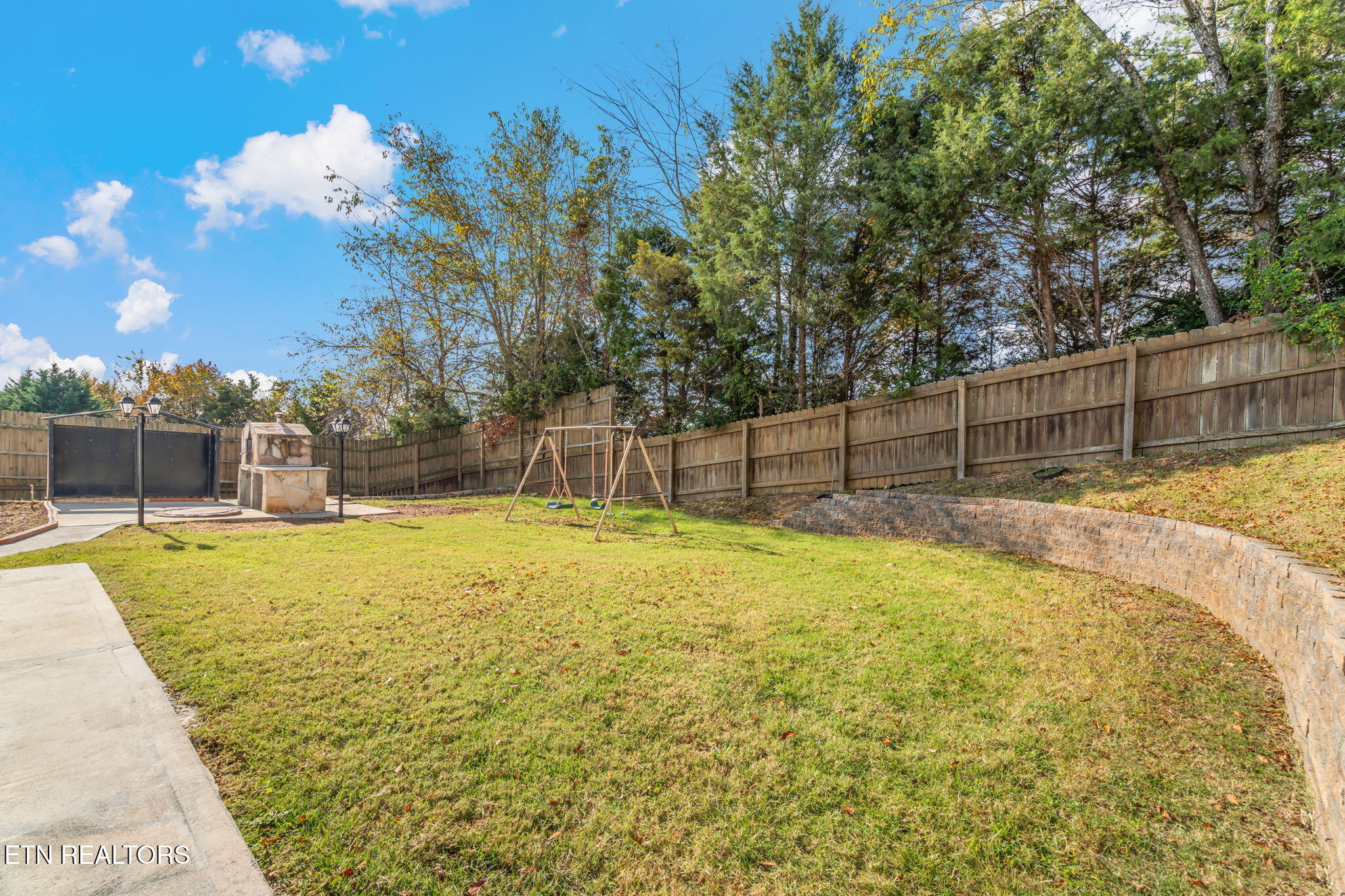 1843 Falling Waters Rd Property Photo 42