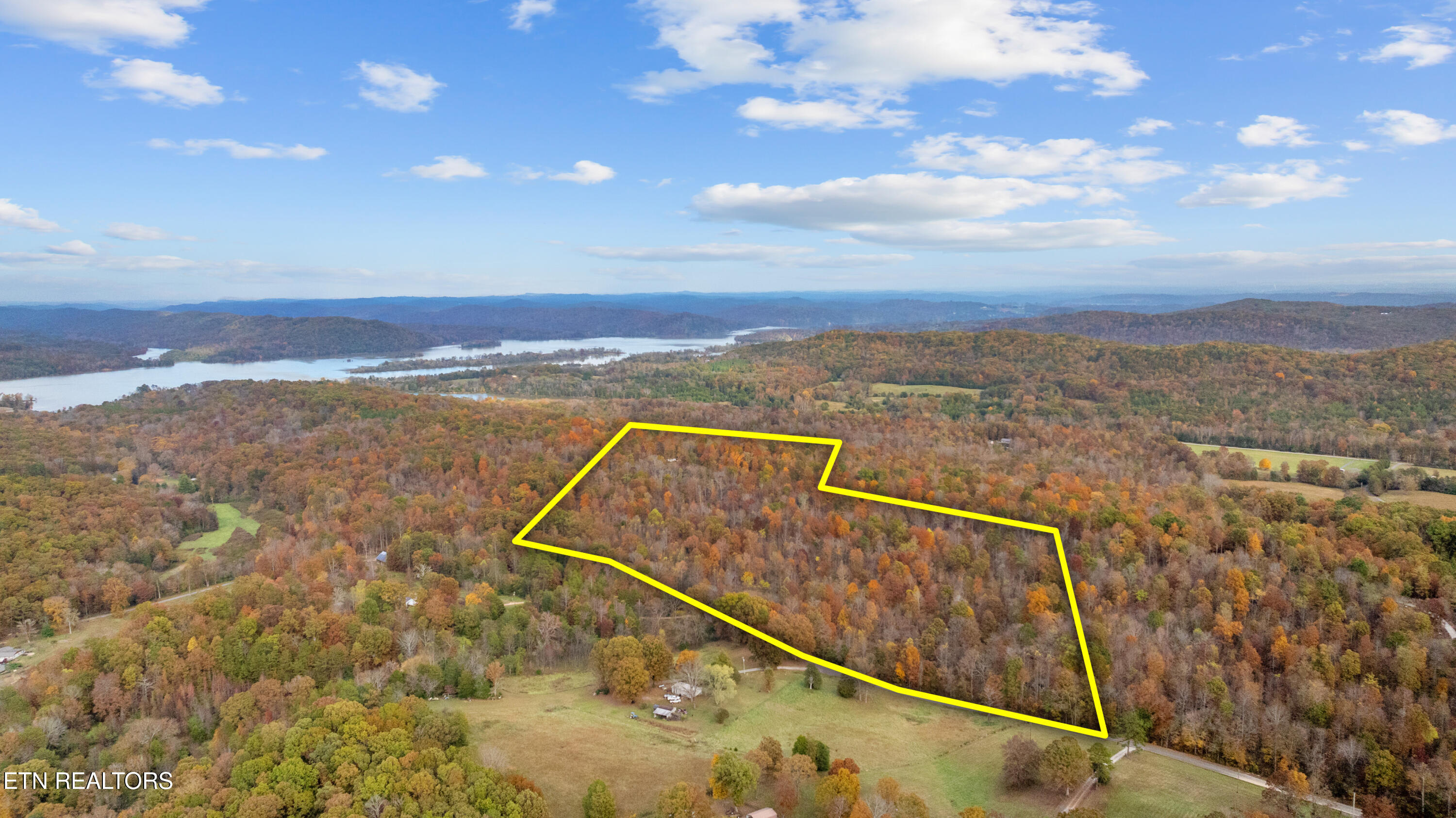 598 Myers Rd Property Photo 1