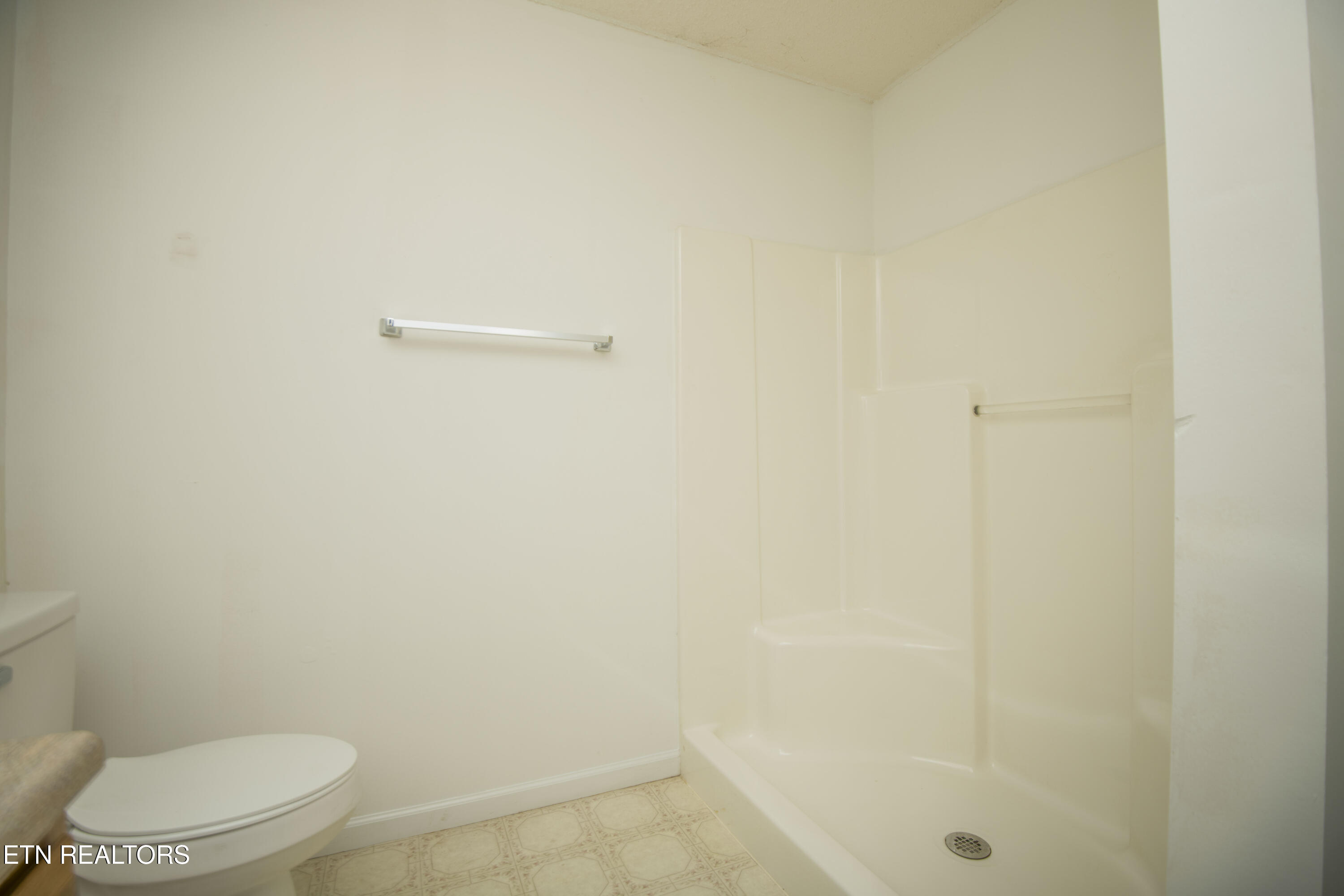 8014 Fenton Way Property Photo 10