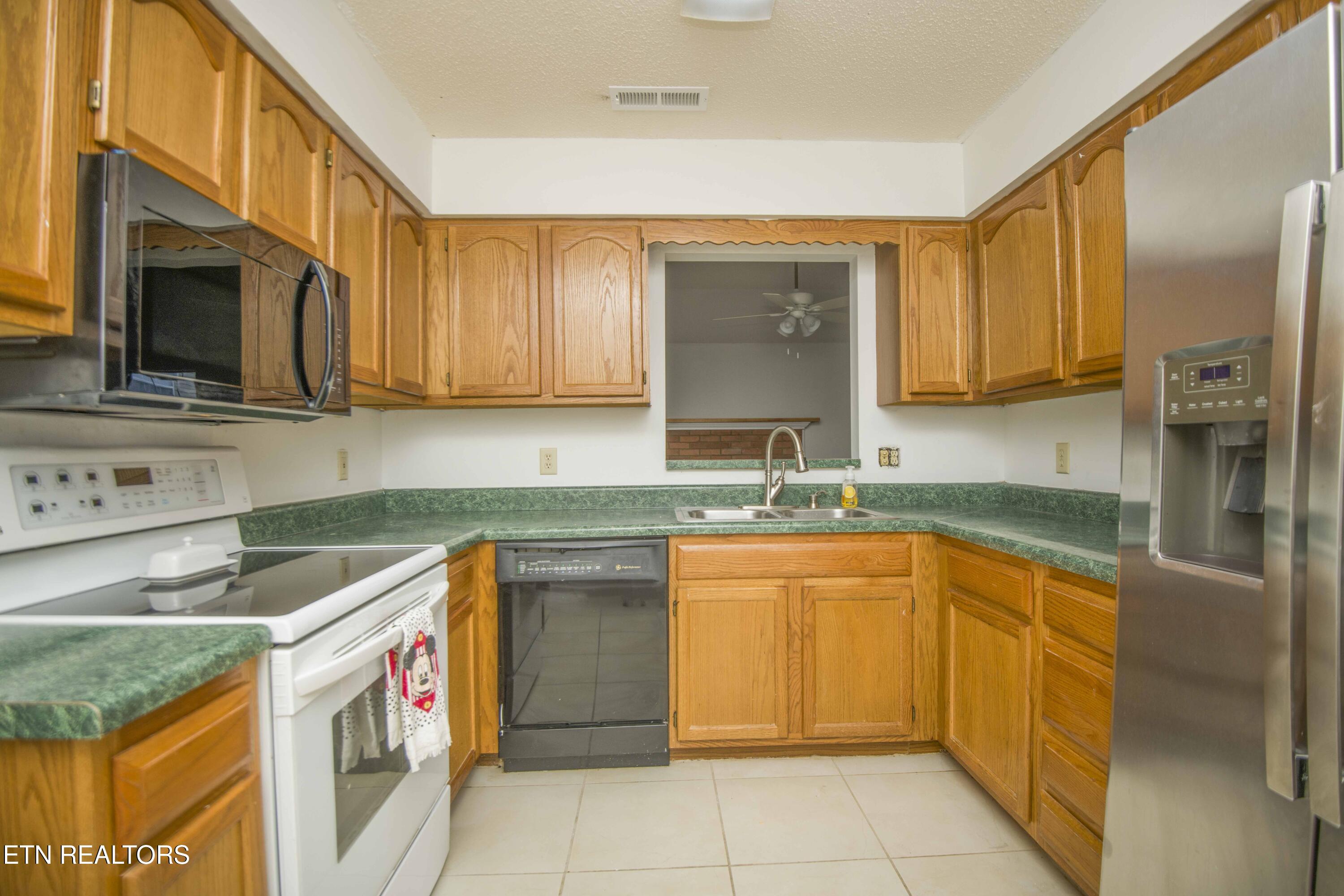 8014 Fenton Way Property Photo 13