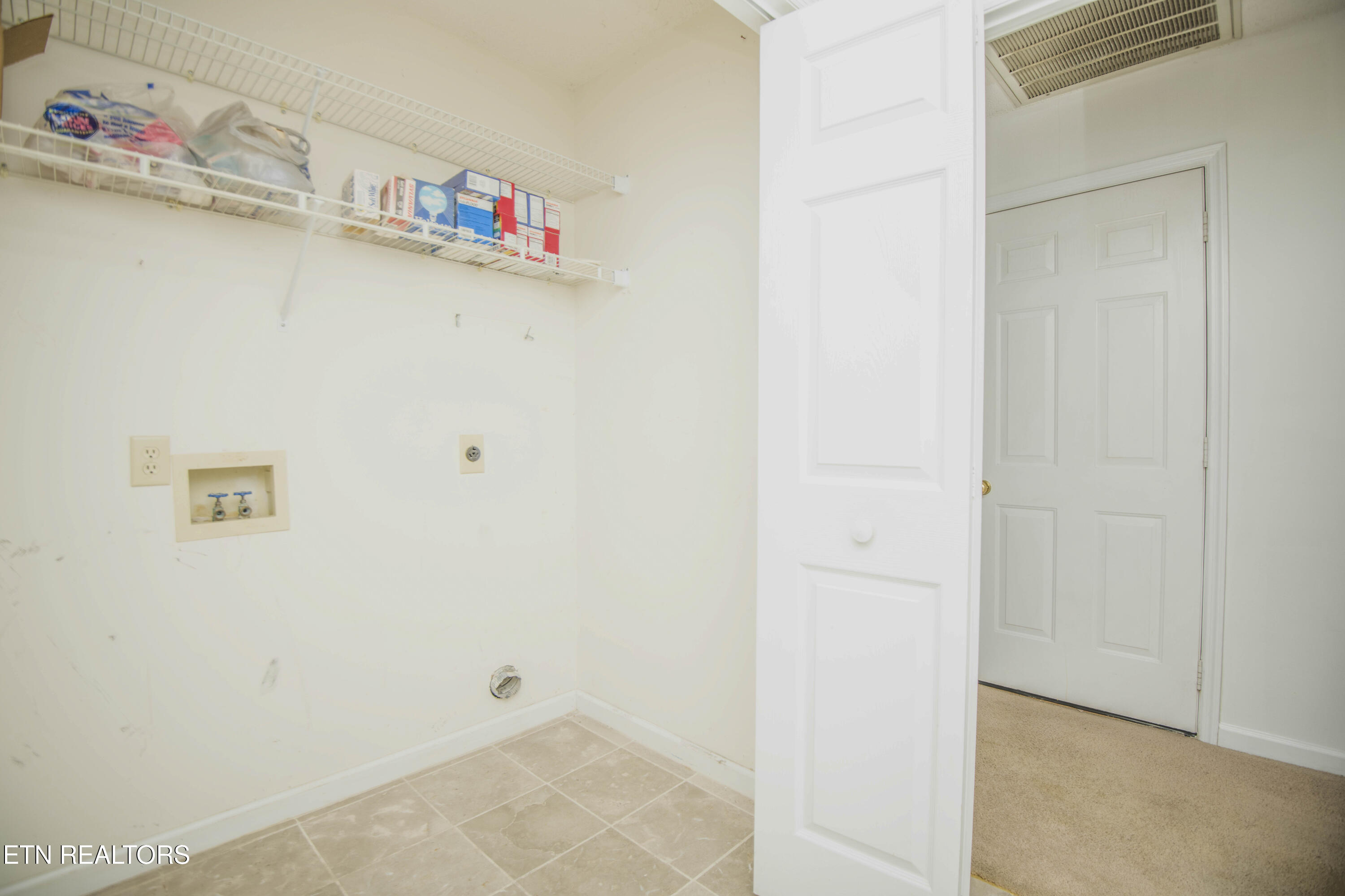 8014 Fenton Way Property Photo 18