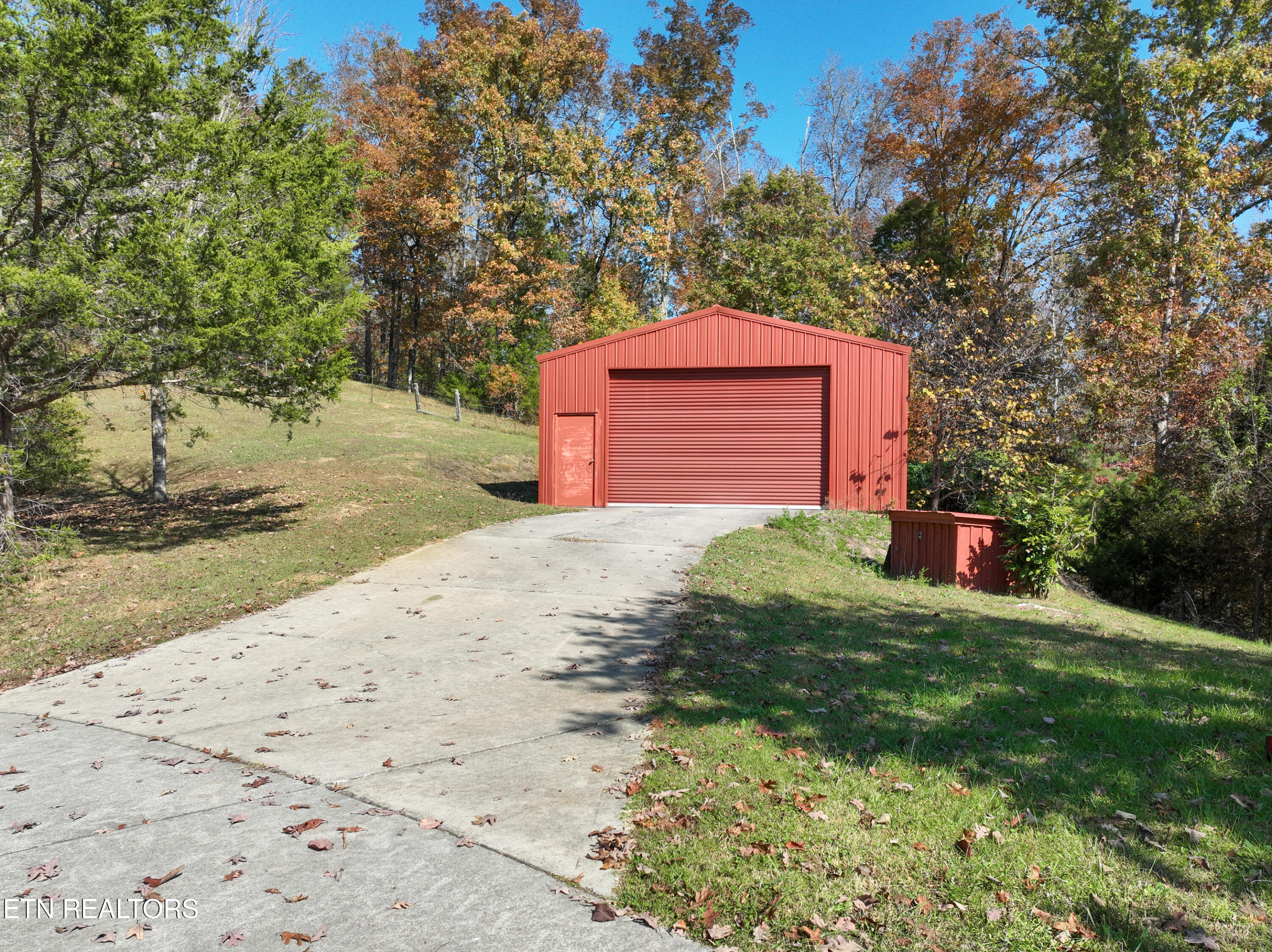 951 Scenic River Rd Property Photo 9