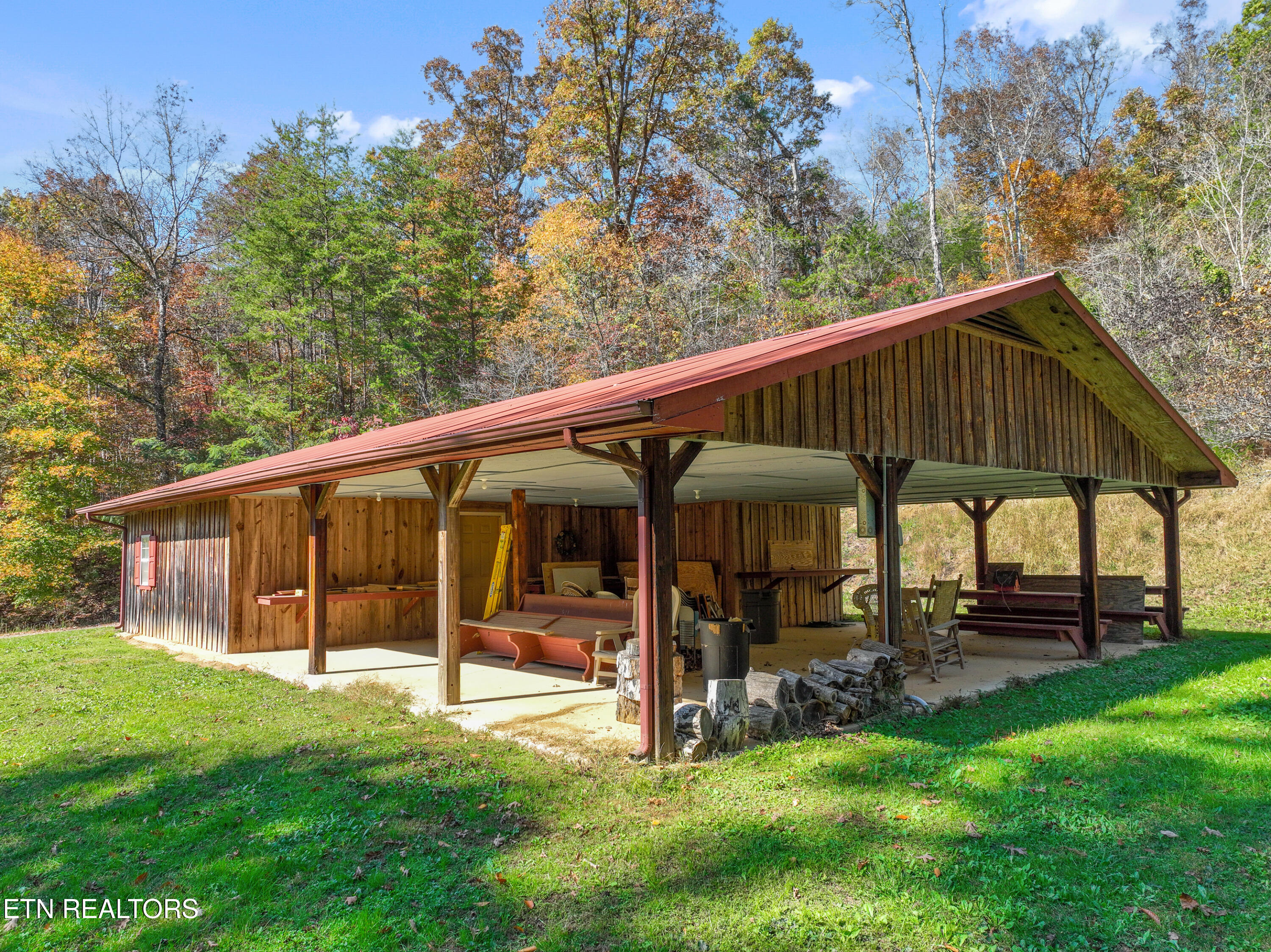 951 Scenic River Rd Property Photo 13