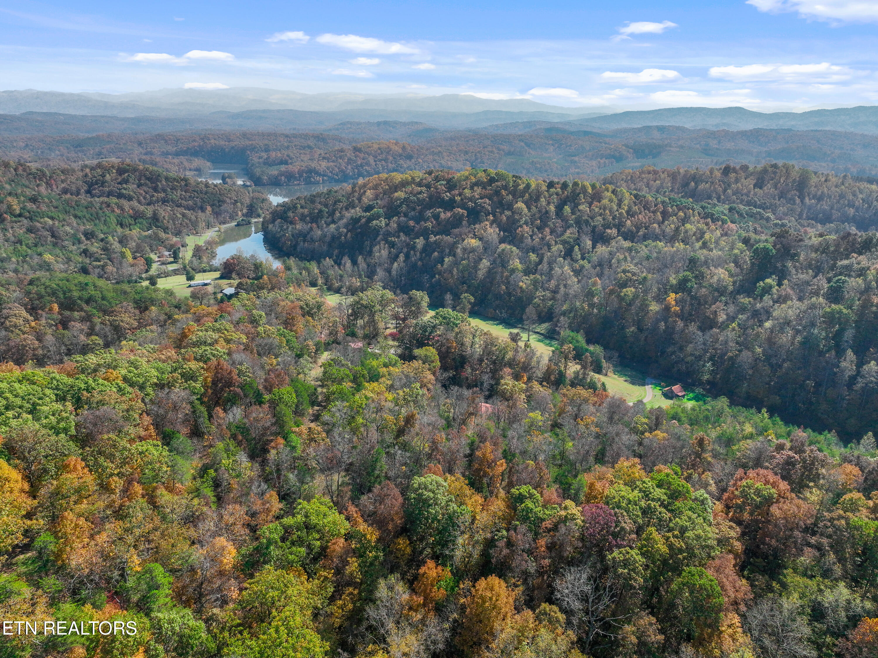 951 Scenic River Rd Property Photo 21
