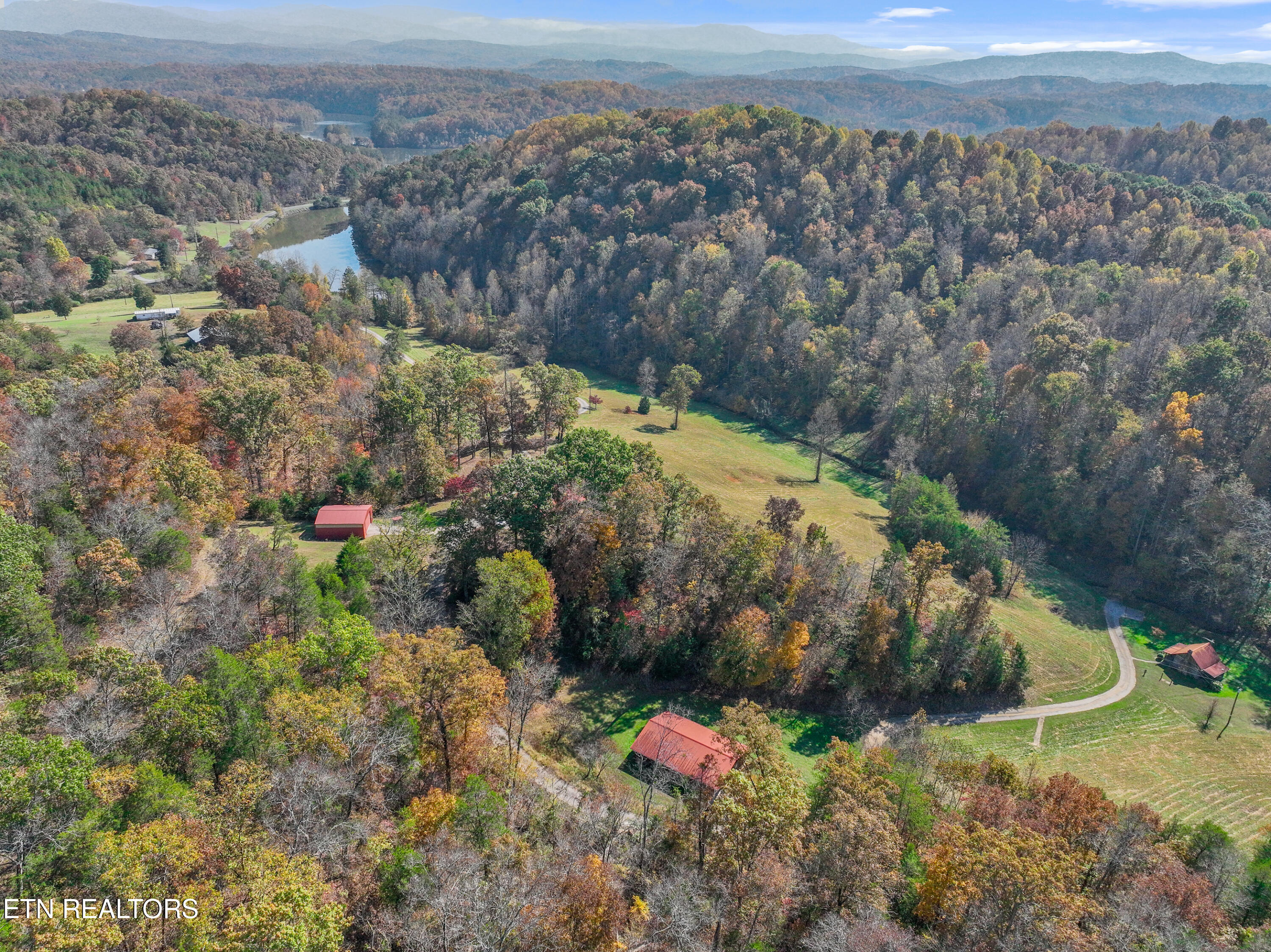 951 Scenic River Rd Property Photo 23