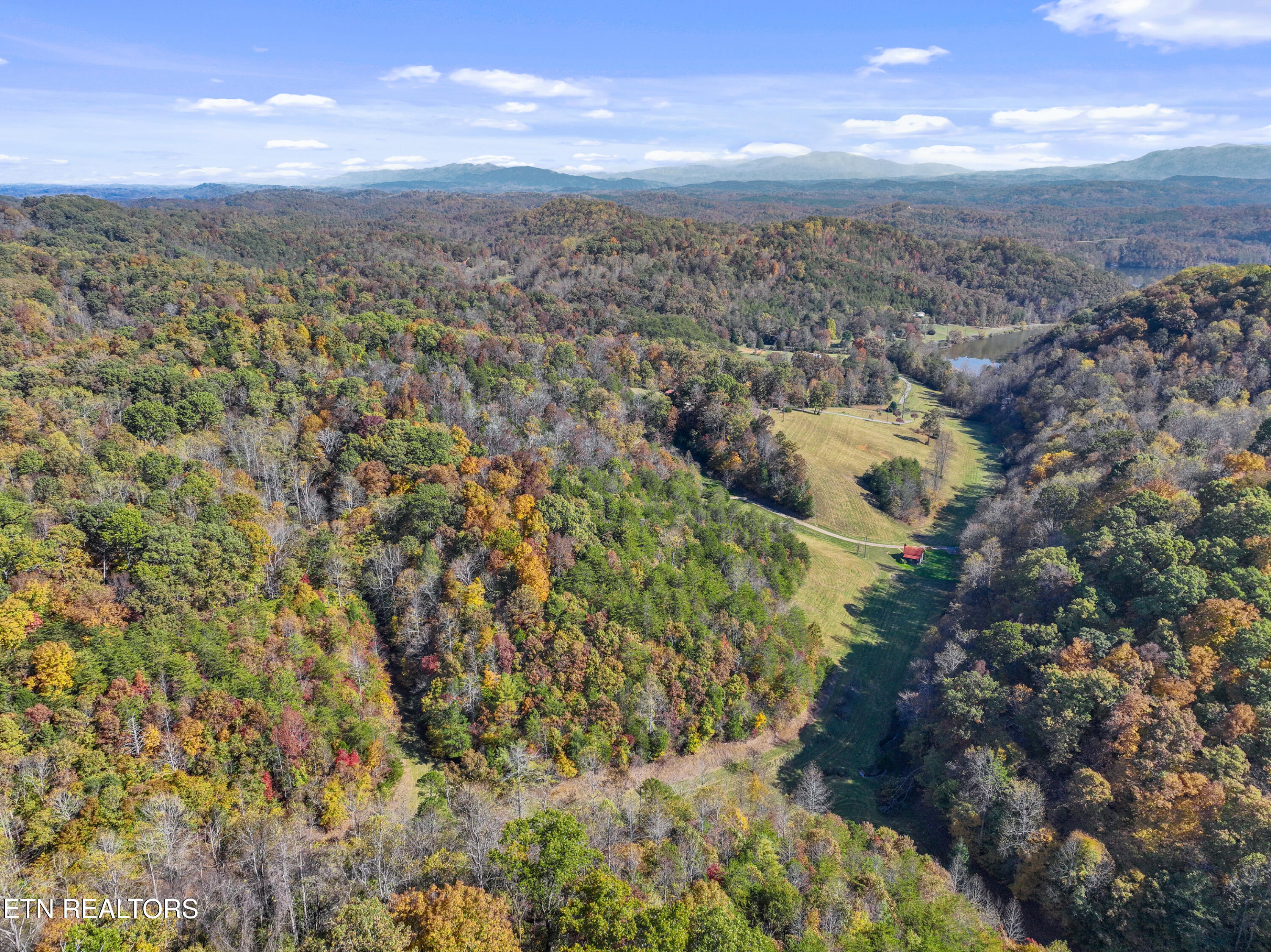 951 Scenic River Rd Property Photo 27