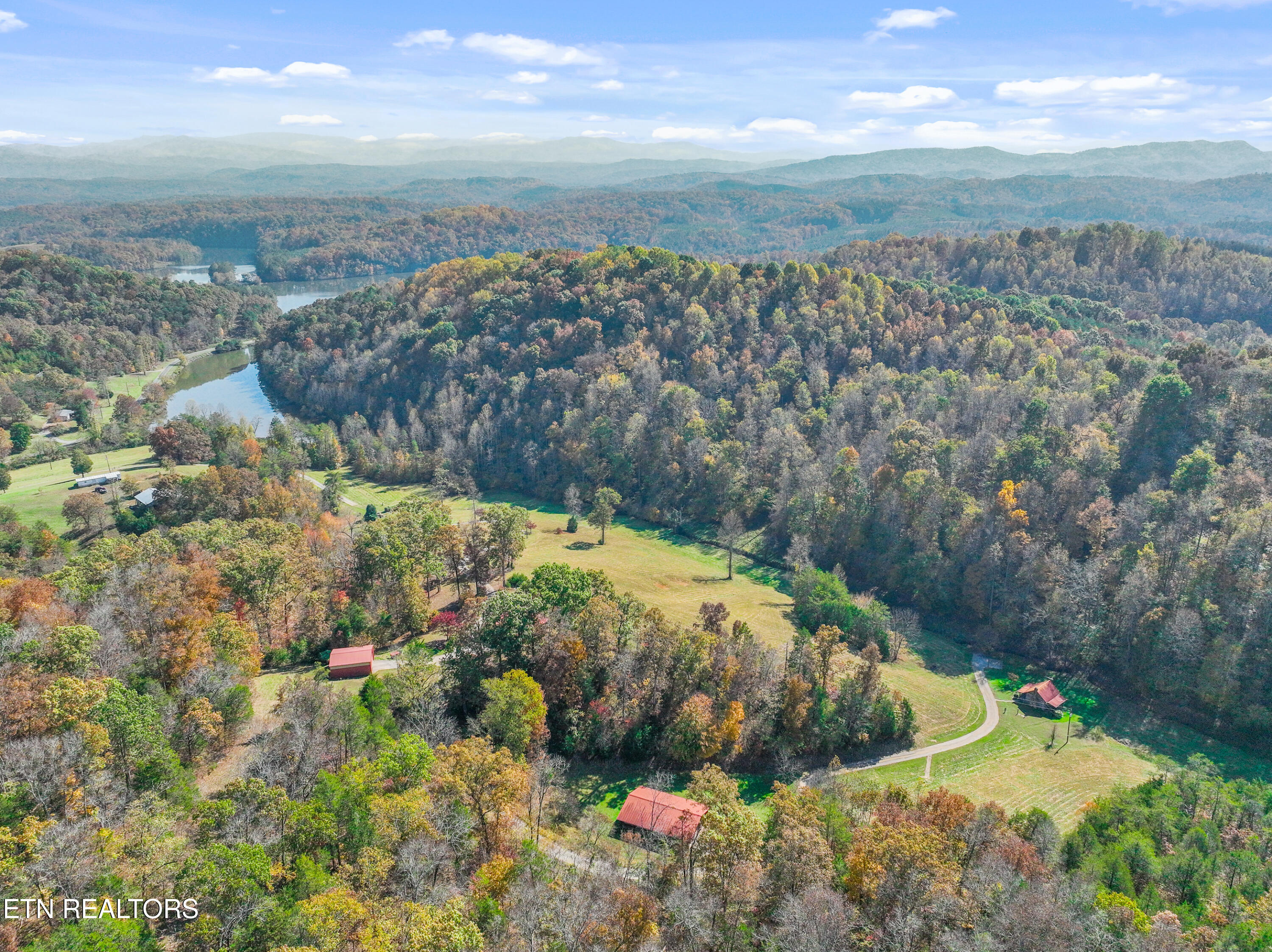 951 Scenic River Rd Property Photo 29