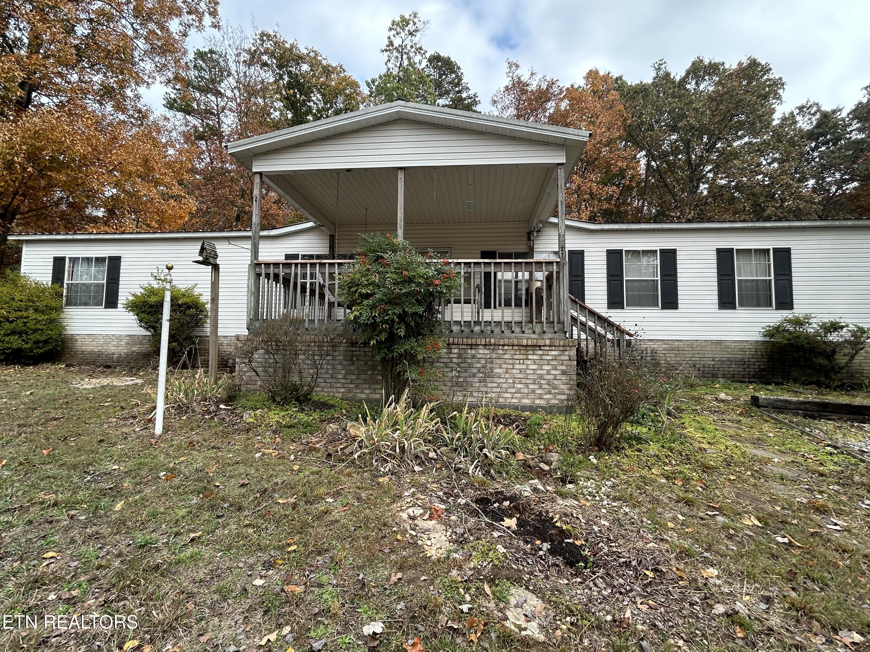 147 Windsong Rd Property Photo