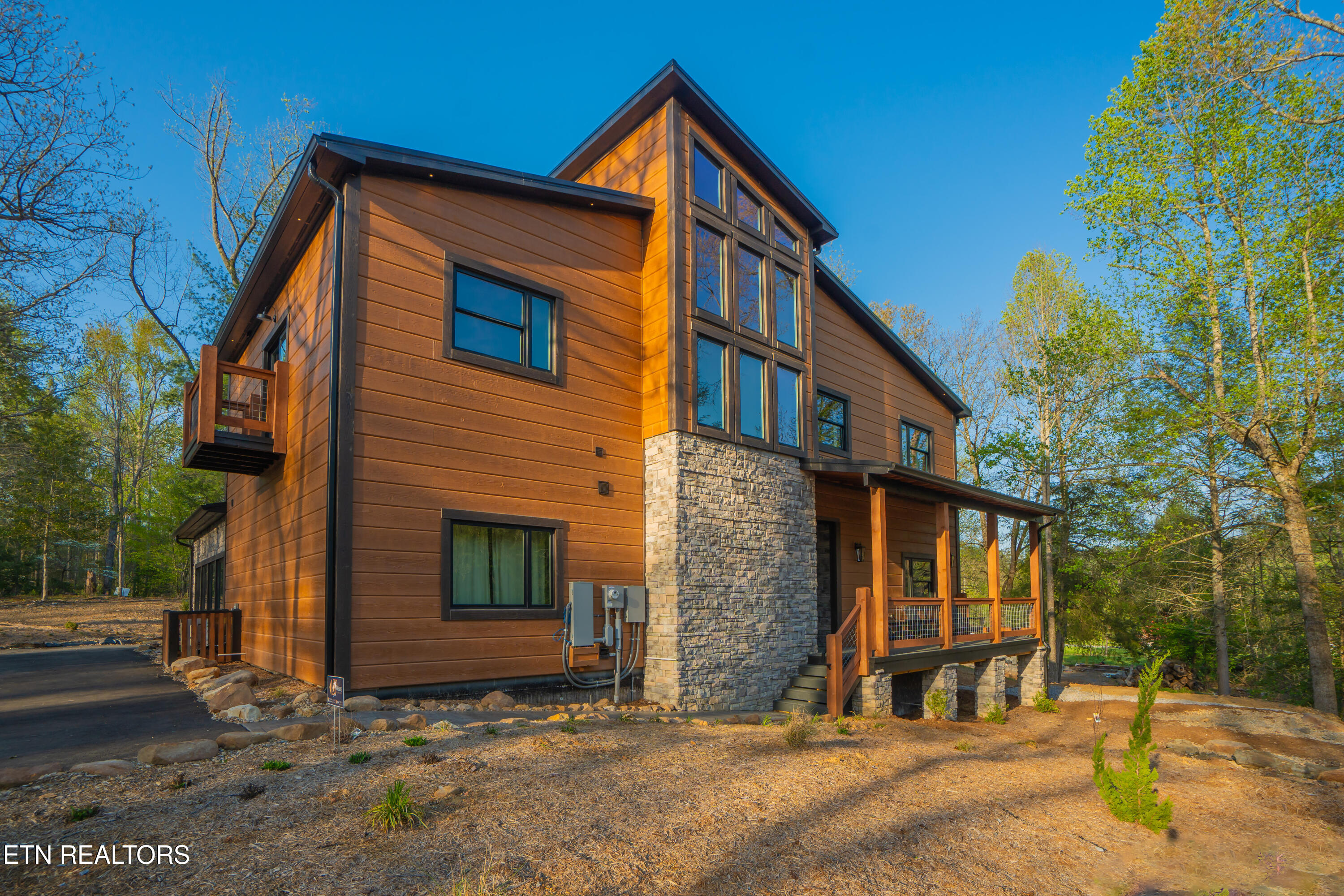 2215 Sawmill Cove Drive Property Photo