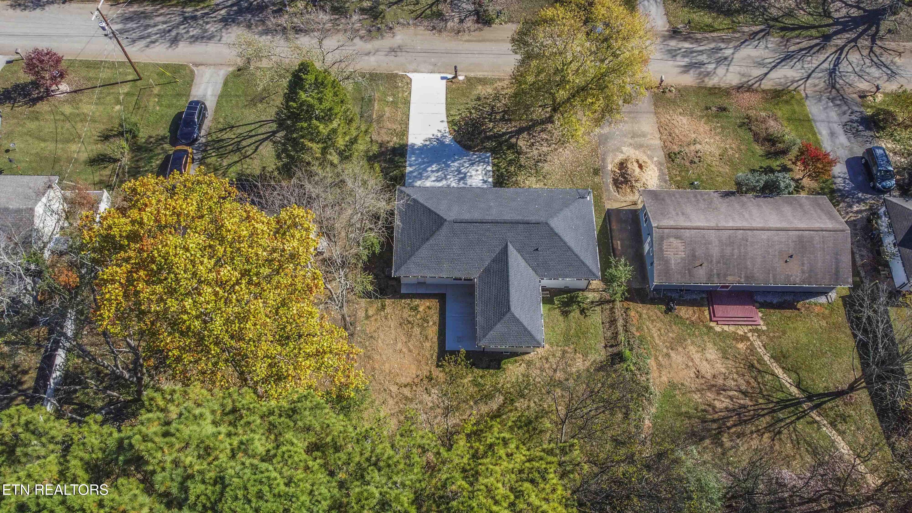 1021 Ruskin Drive Property Photo 4