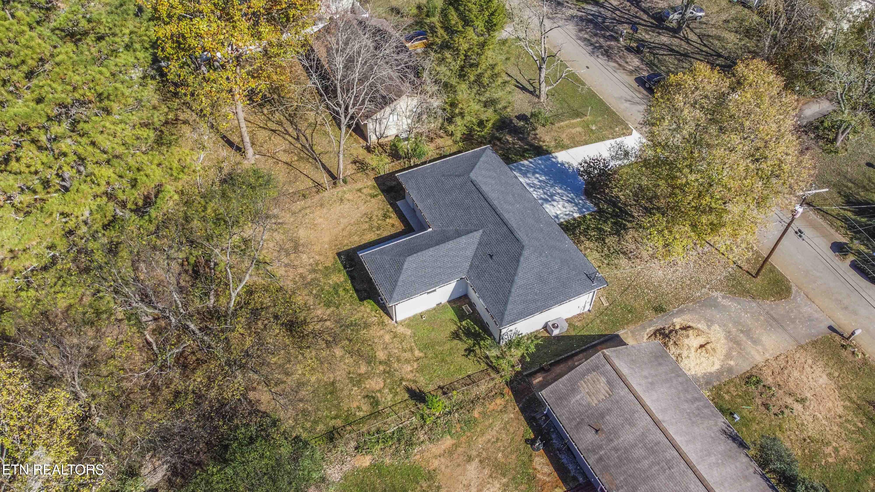 1021 Ruskin Drive Property Photo 9