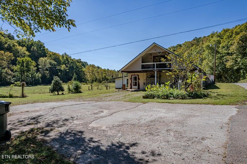 2443 Fairview Rd Property Photo