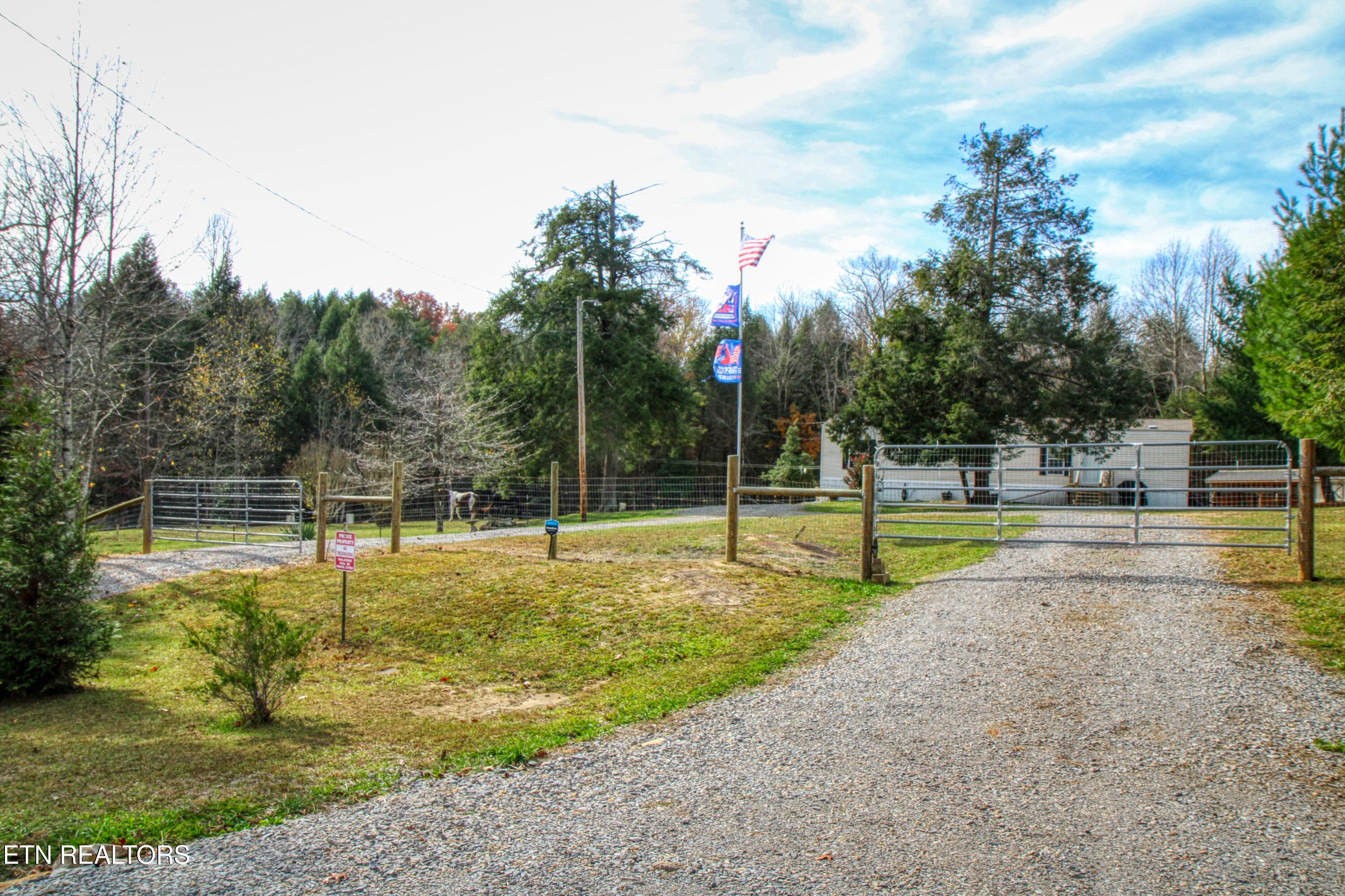 18629 Clarkrange Hwy Property Photo