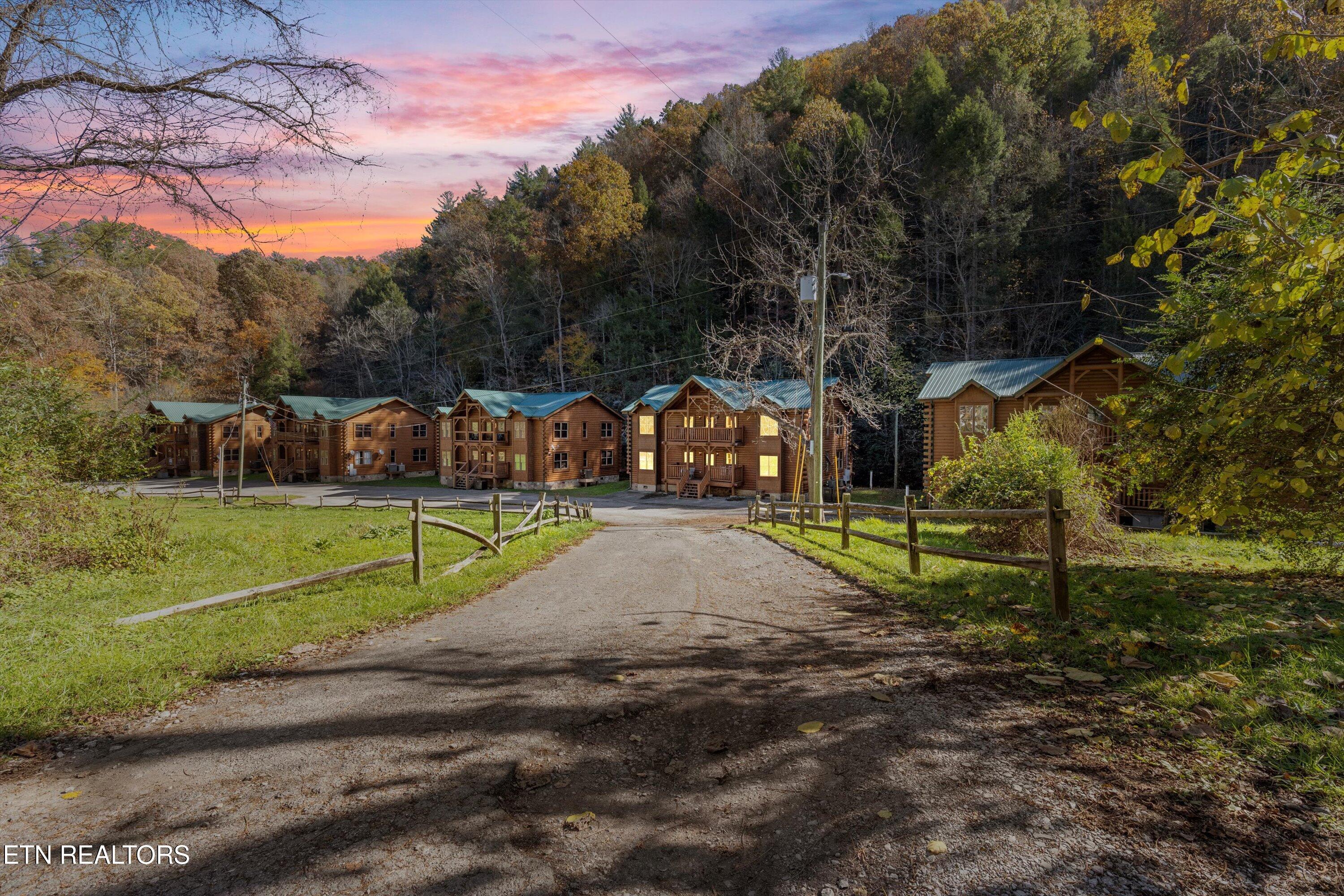 315 Caney Creek Rd Property Photo 1