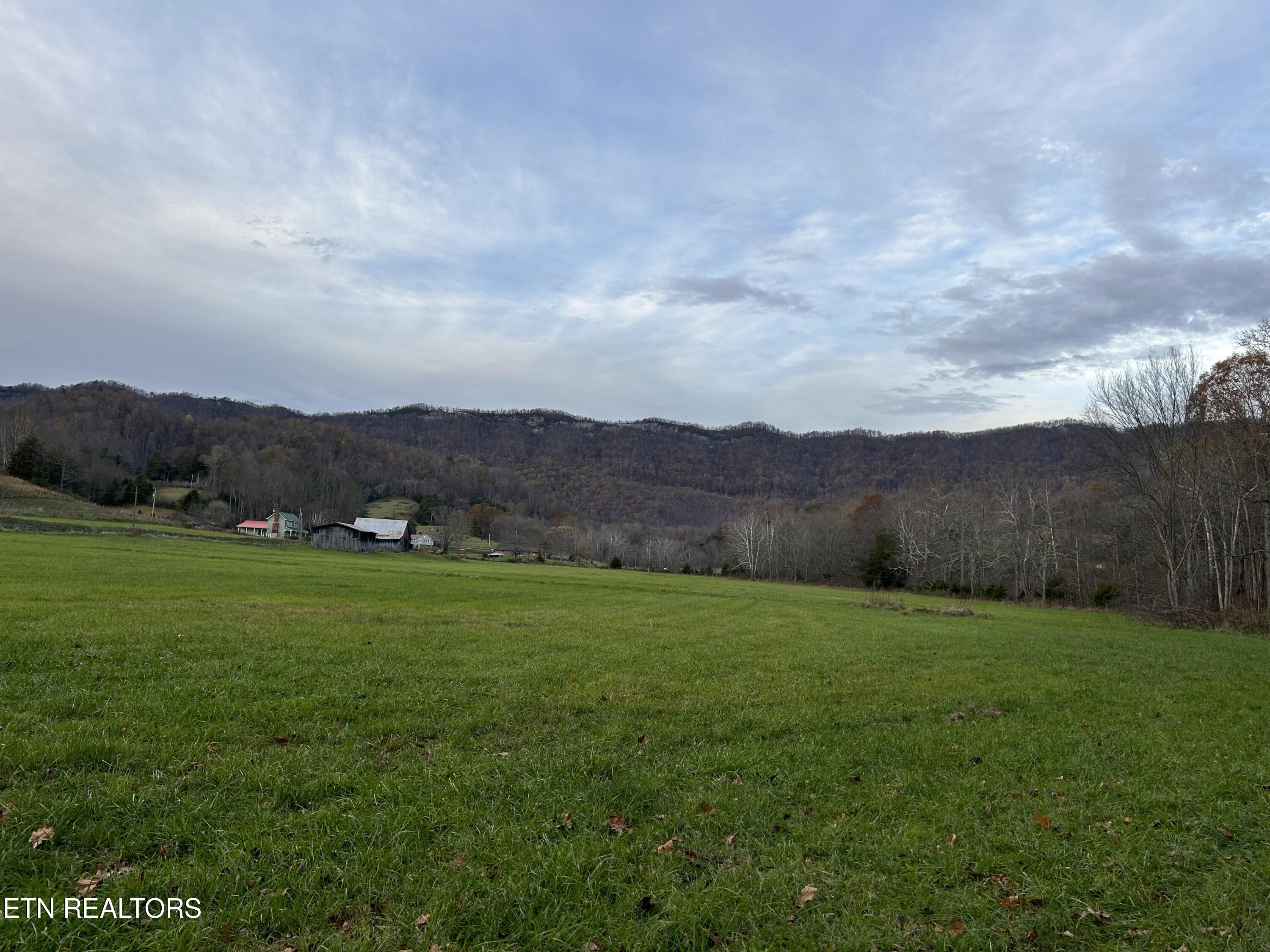 Old Friendship Property Photo 1