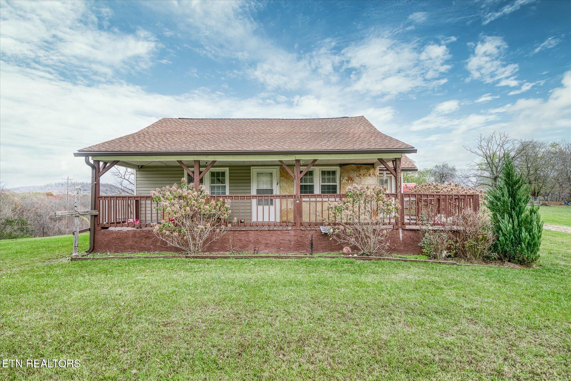 2095 Rickman Rd Property Photo