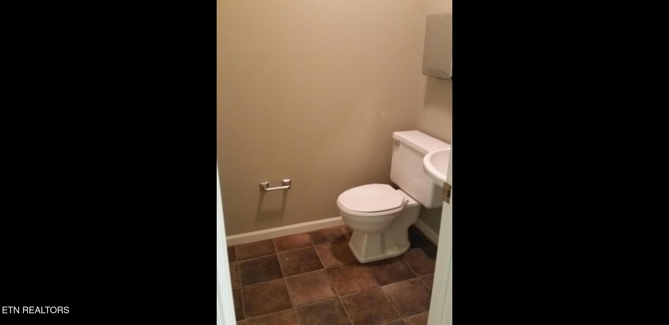 240 W 240 West Tennessee Ave Ave Property Photo 11