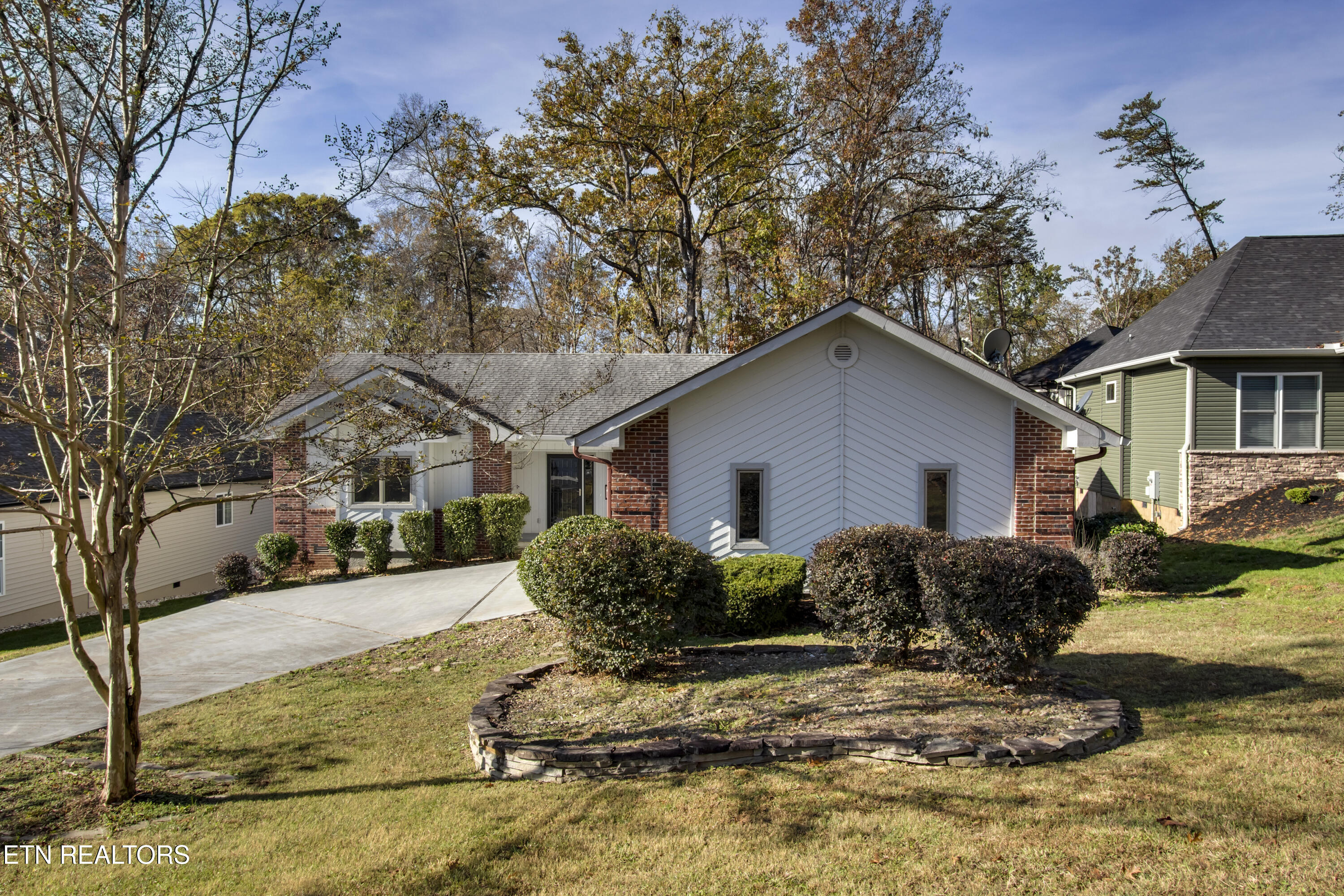 504 Igoti Place Property Photo 1