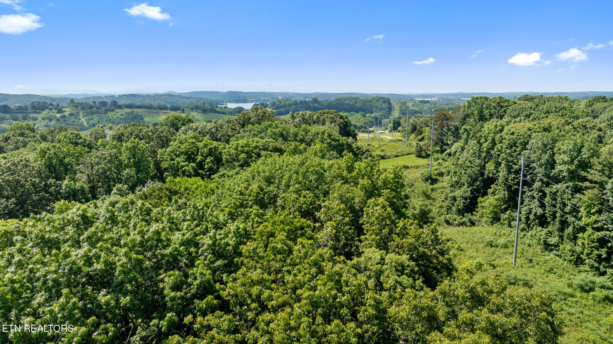Holland Tr Property Photo 18