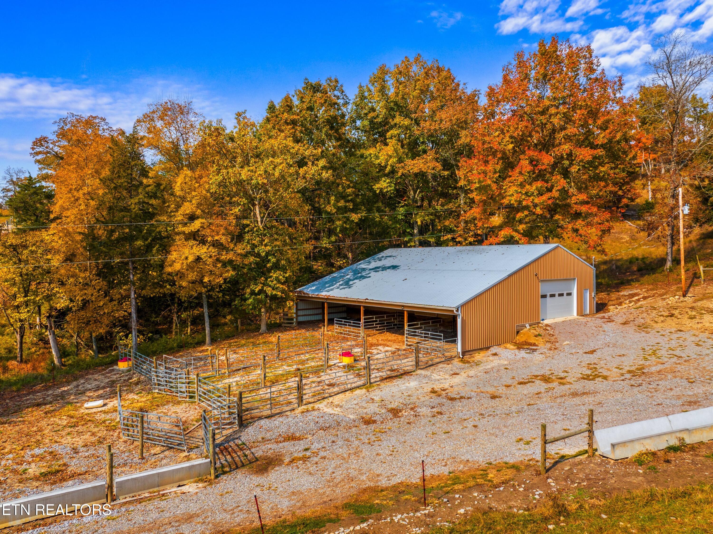 5671 Mountain Valley Rd Rd Property Photo