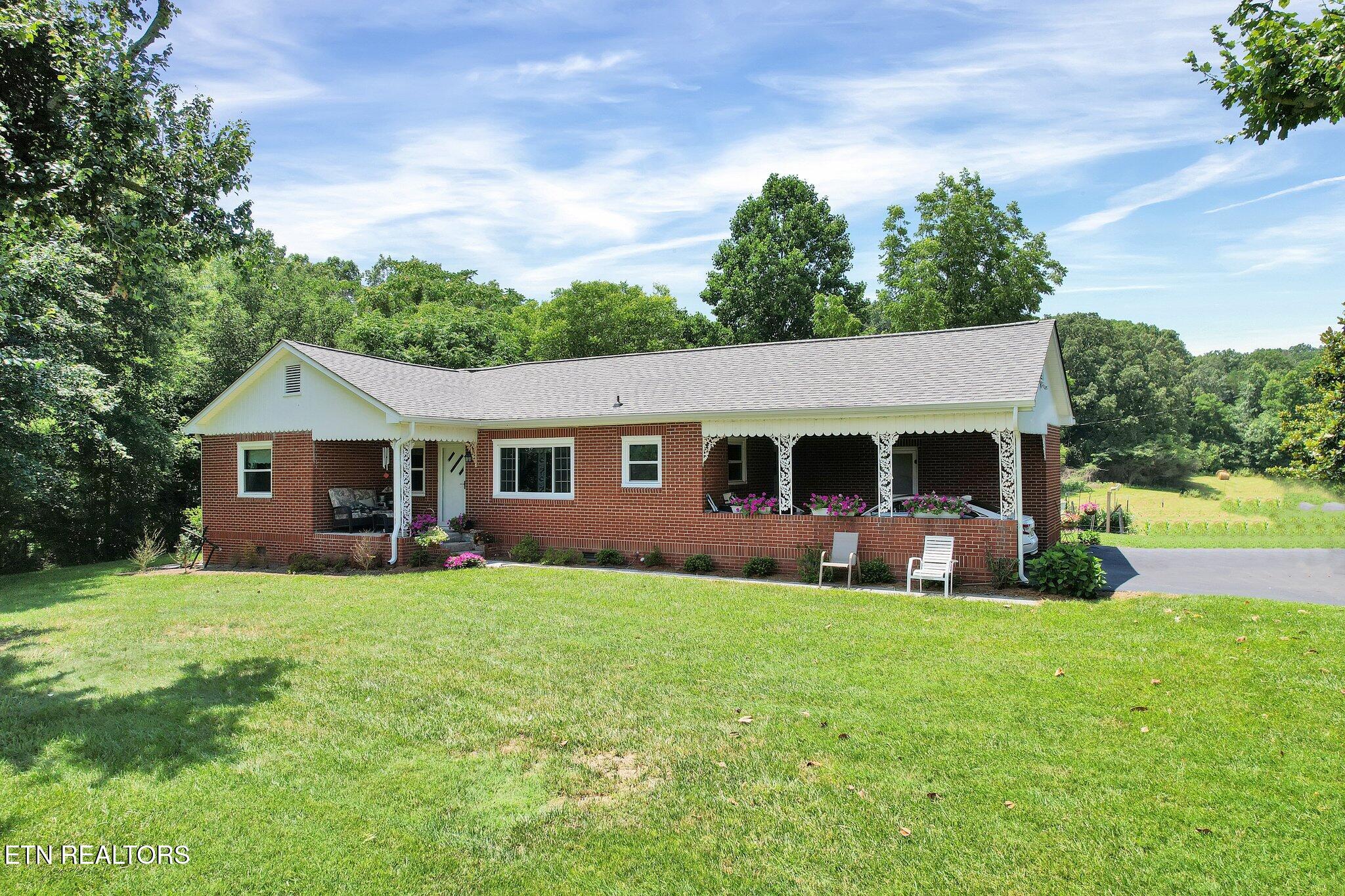 6460 Dalton Pike Property Photo