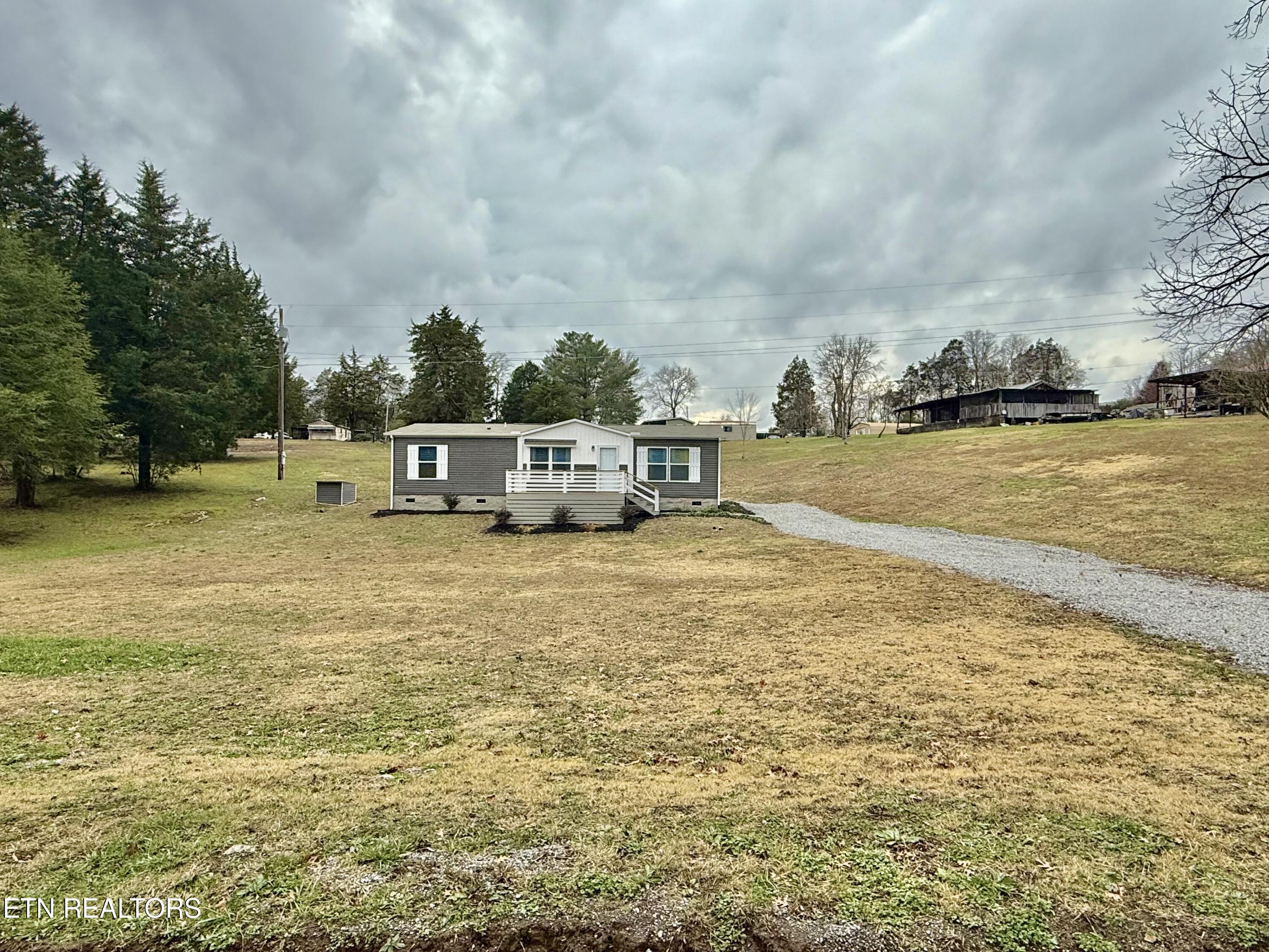 139 Center Lane Property Photo
