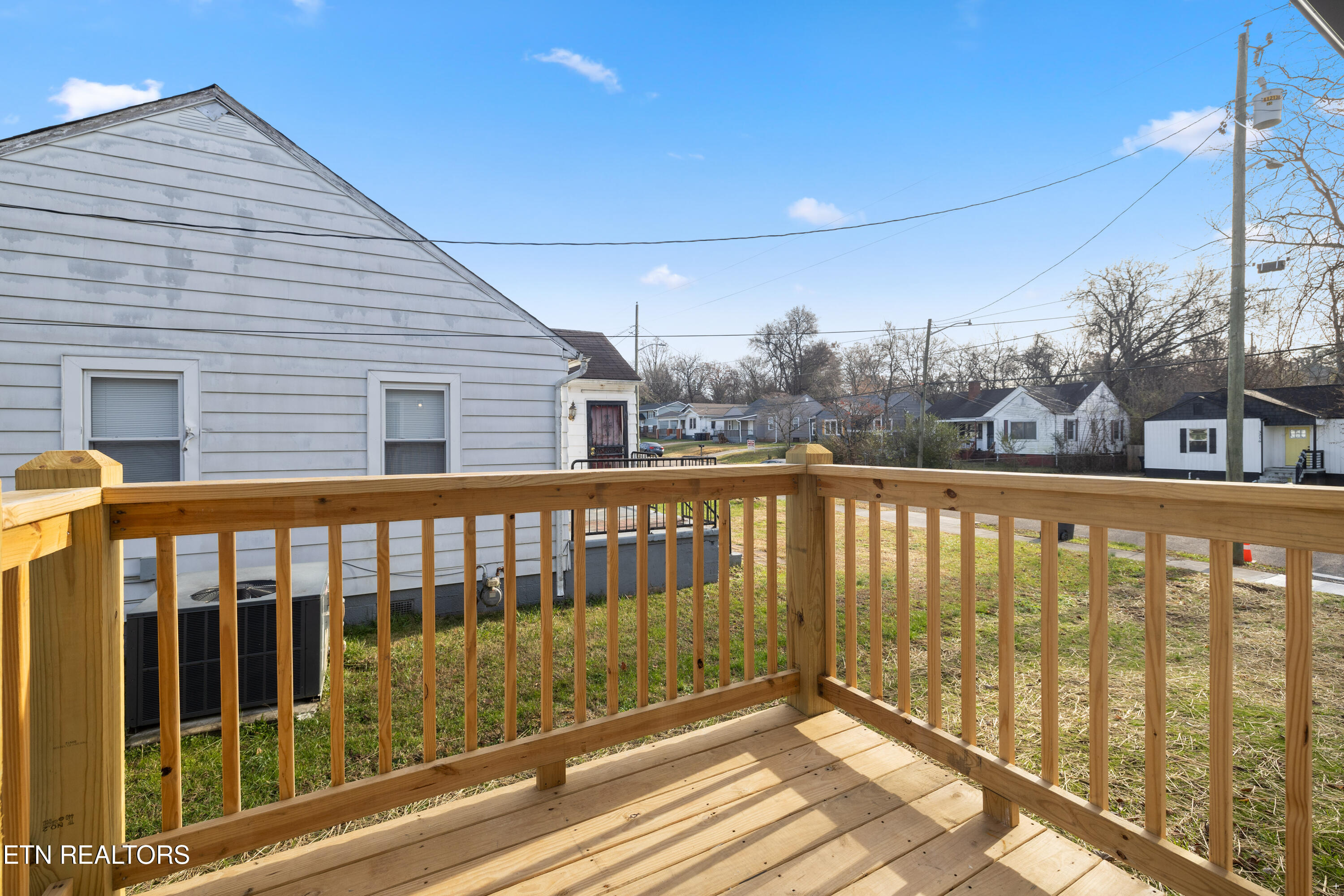 3215 Ashland Ave Property Photo 10