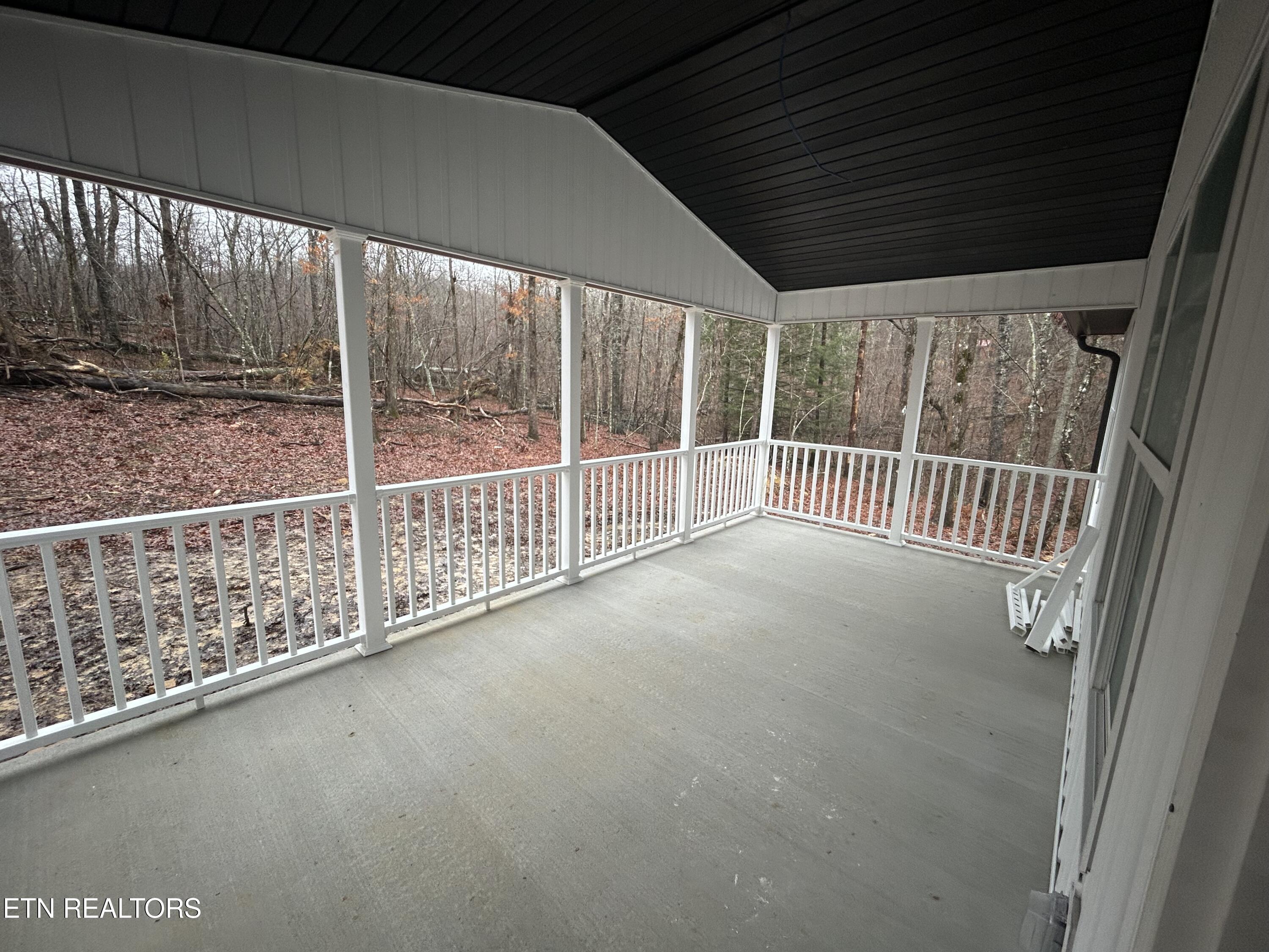 1256 Laurel Way Property Photo 1