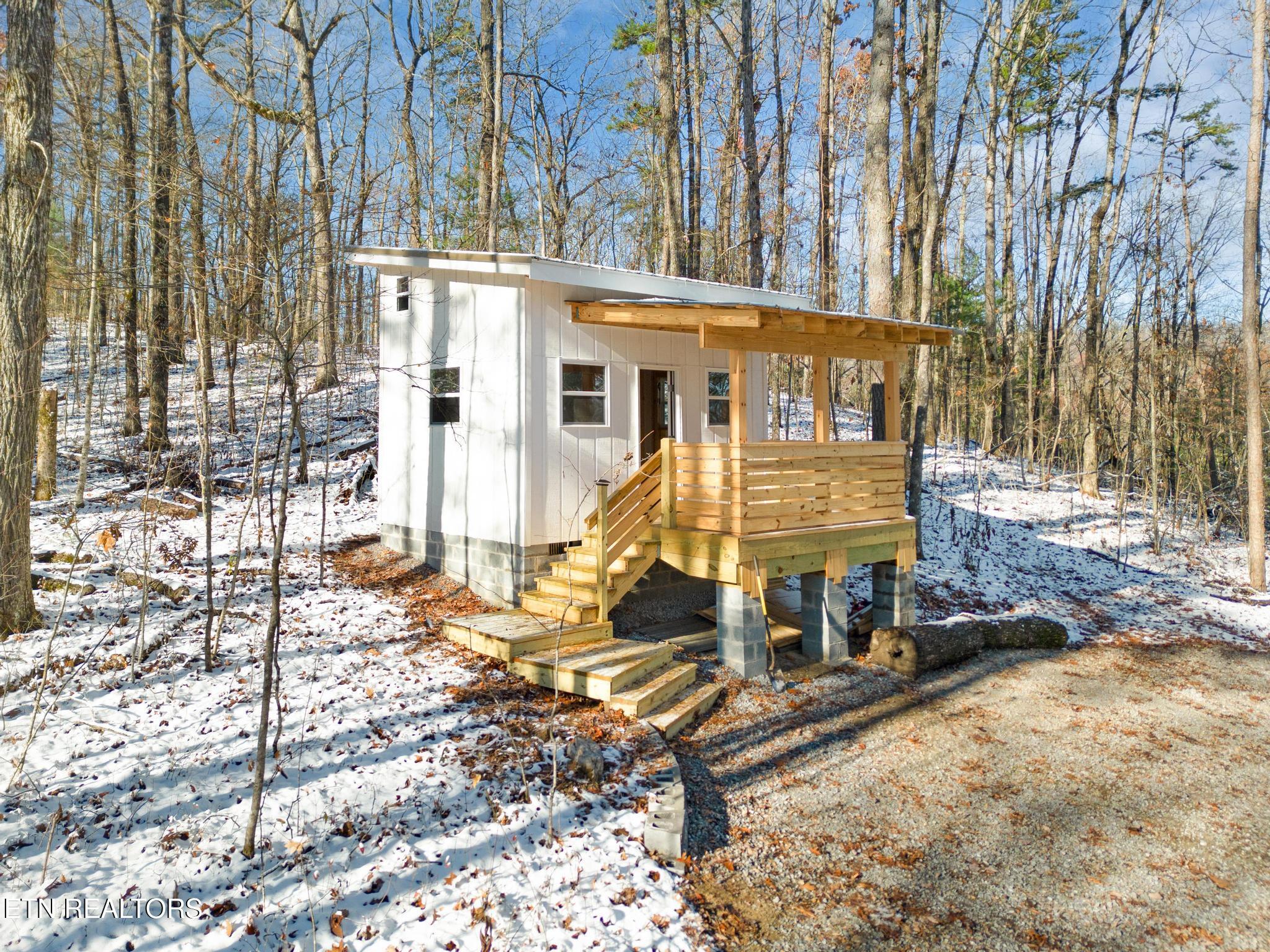 6234 Flats Rd Property Photo