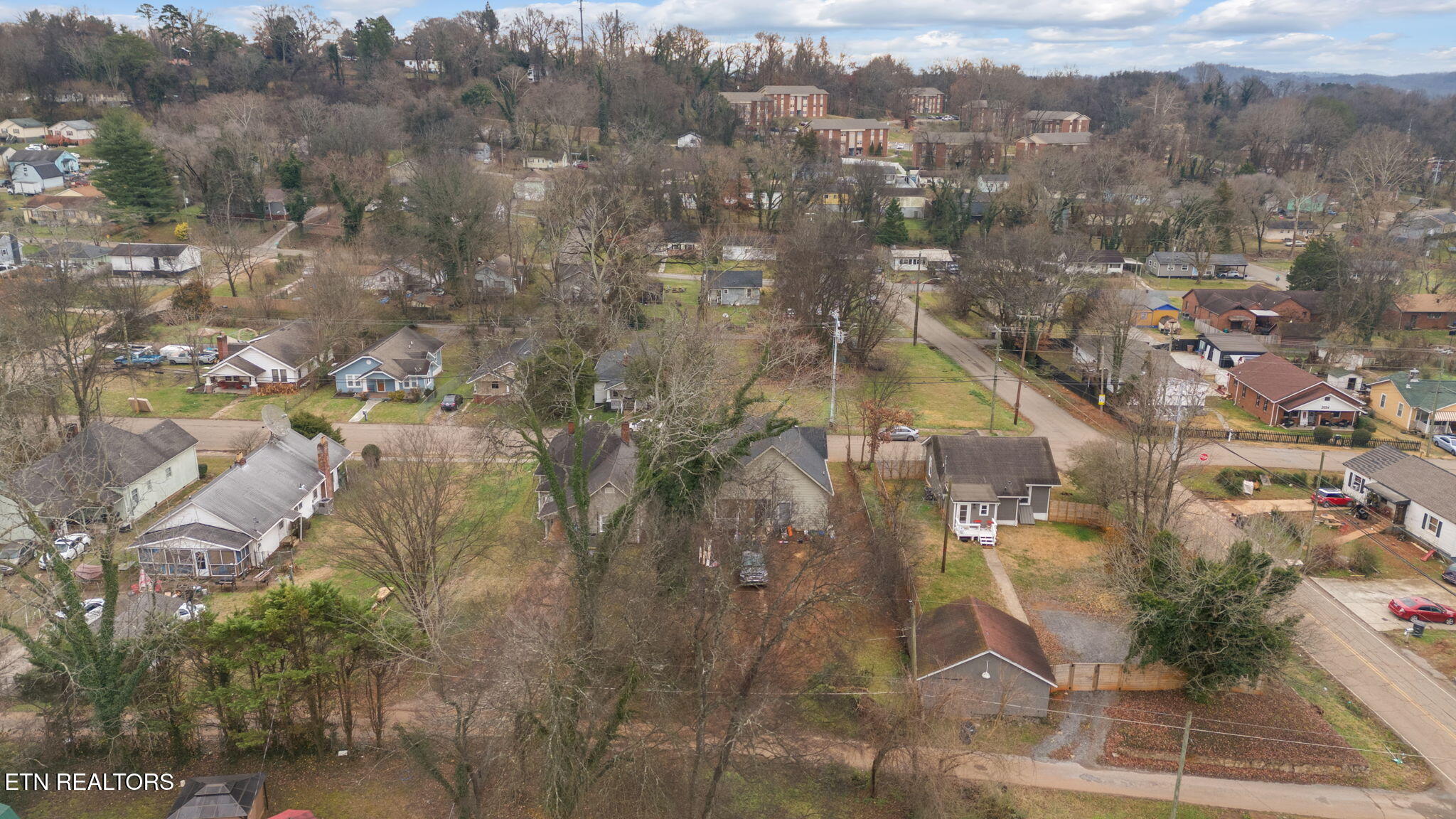2707 Selma Ave Property Photo 8