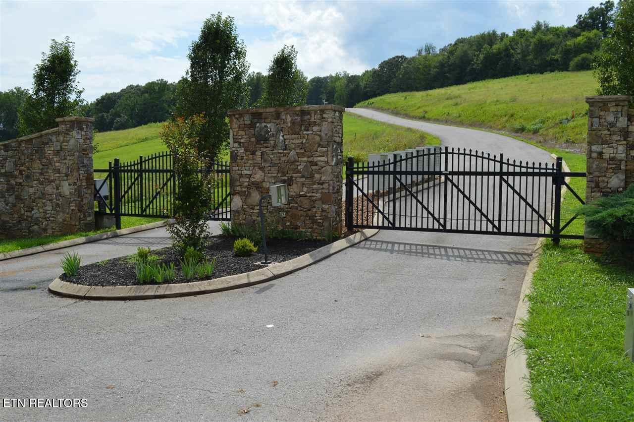 0 The Gates Drive Property Photo