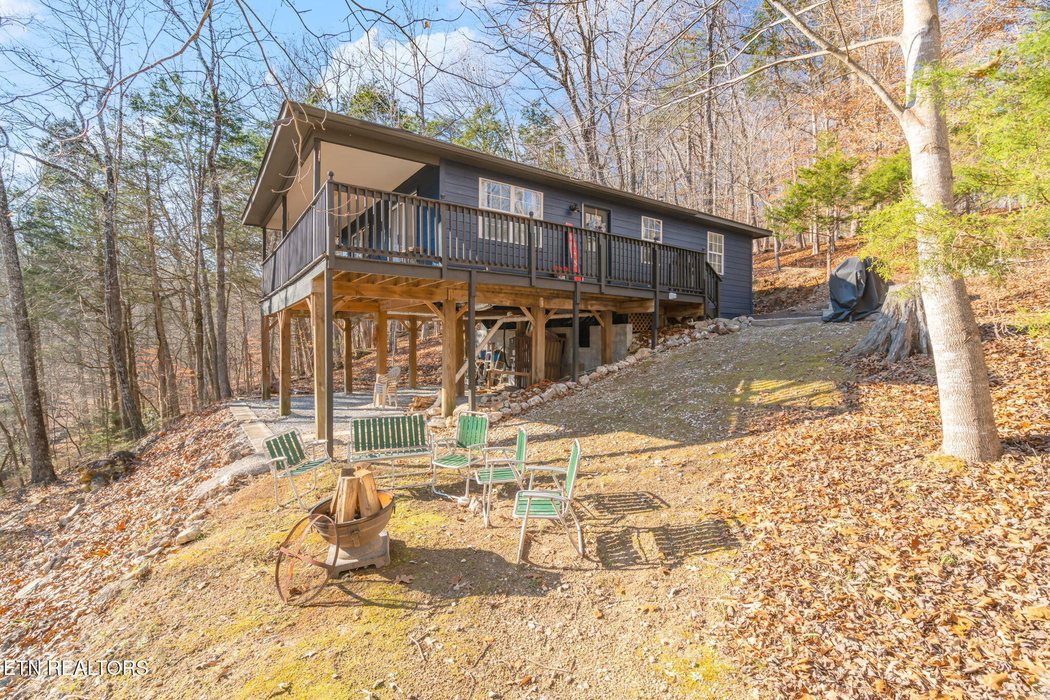 112 Royce Rd Property Photo