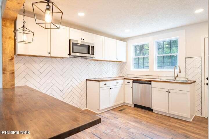 2918 Woodbine Ave Property Photo 12