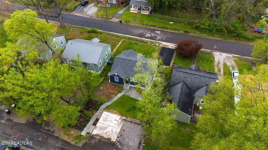 2918 Woodbine Ave Property Photo 30