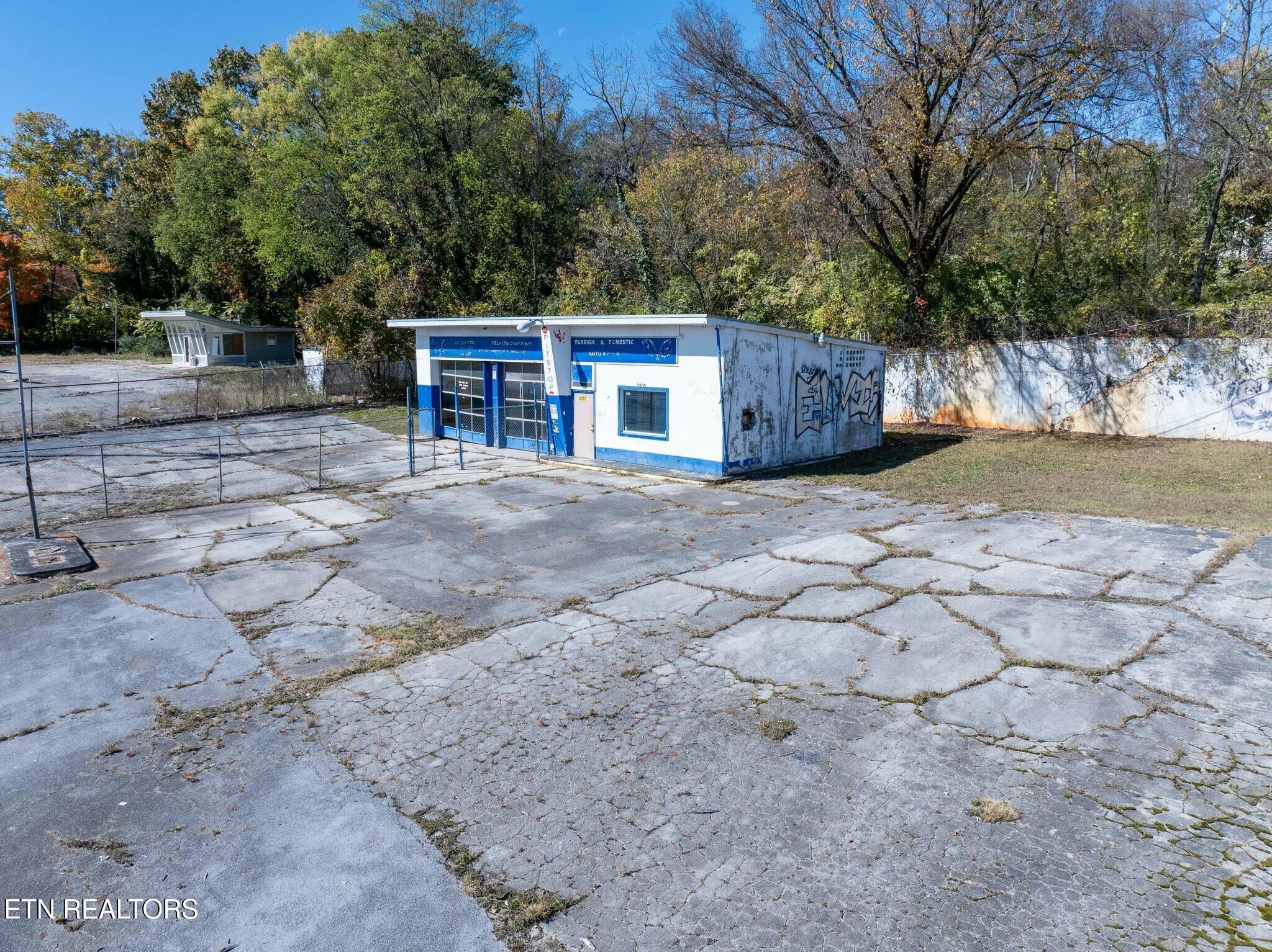 4313 Asheville Highway Property Photo 7