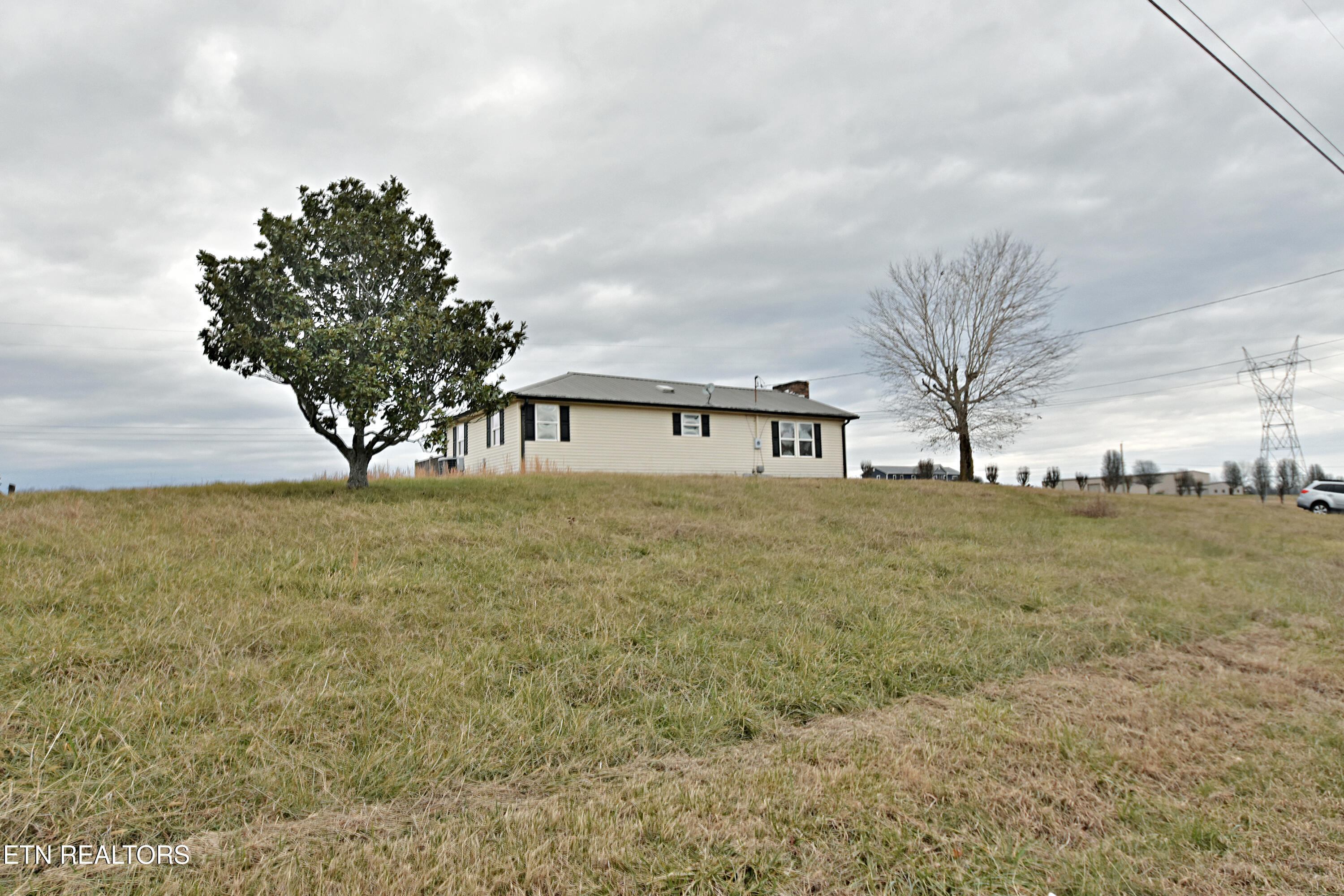 6005 Davis Ferry Rd Property Photo 8