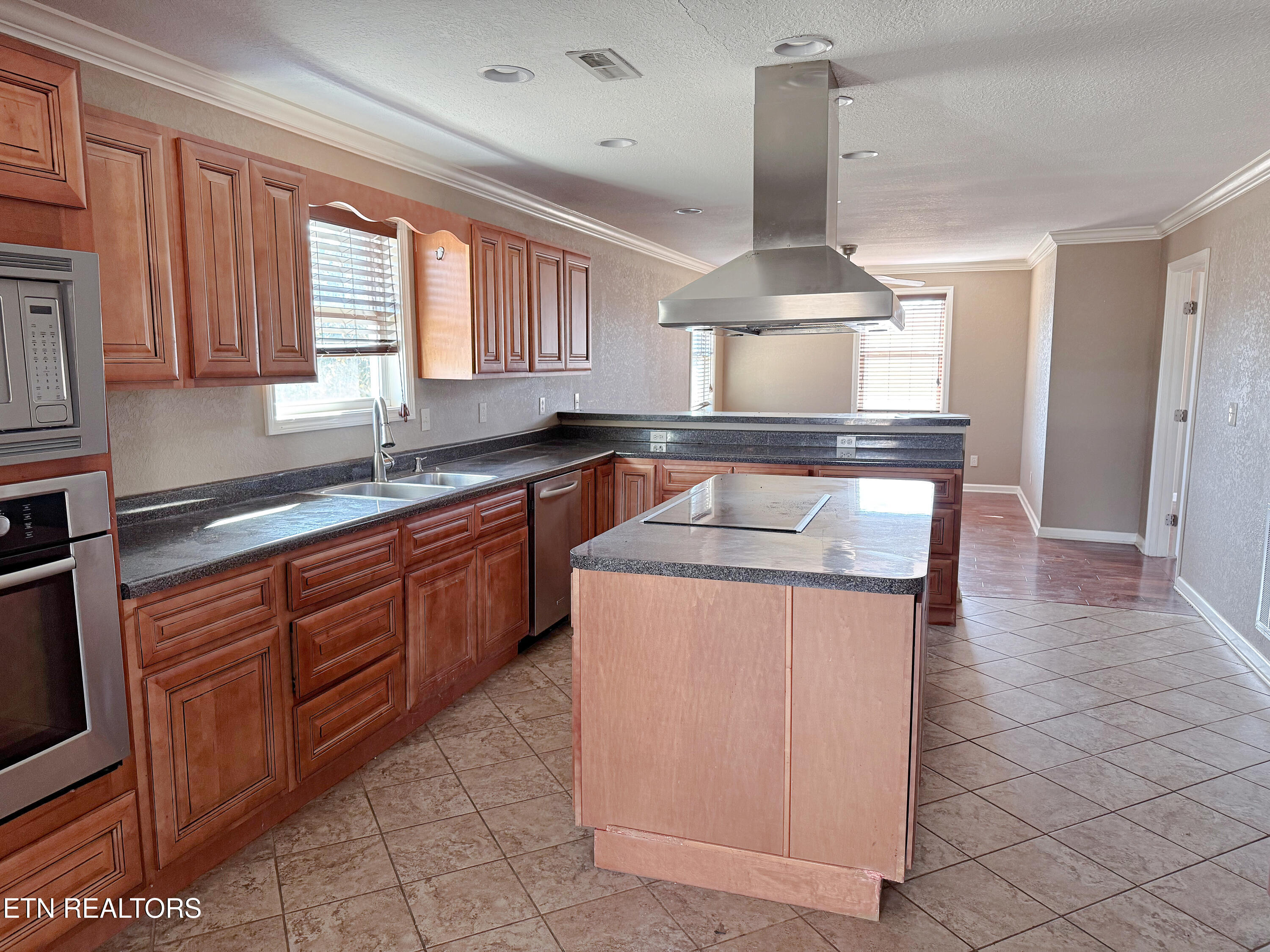 6005 Davis Ferry Rd Property Photo 16
