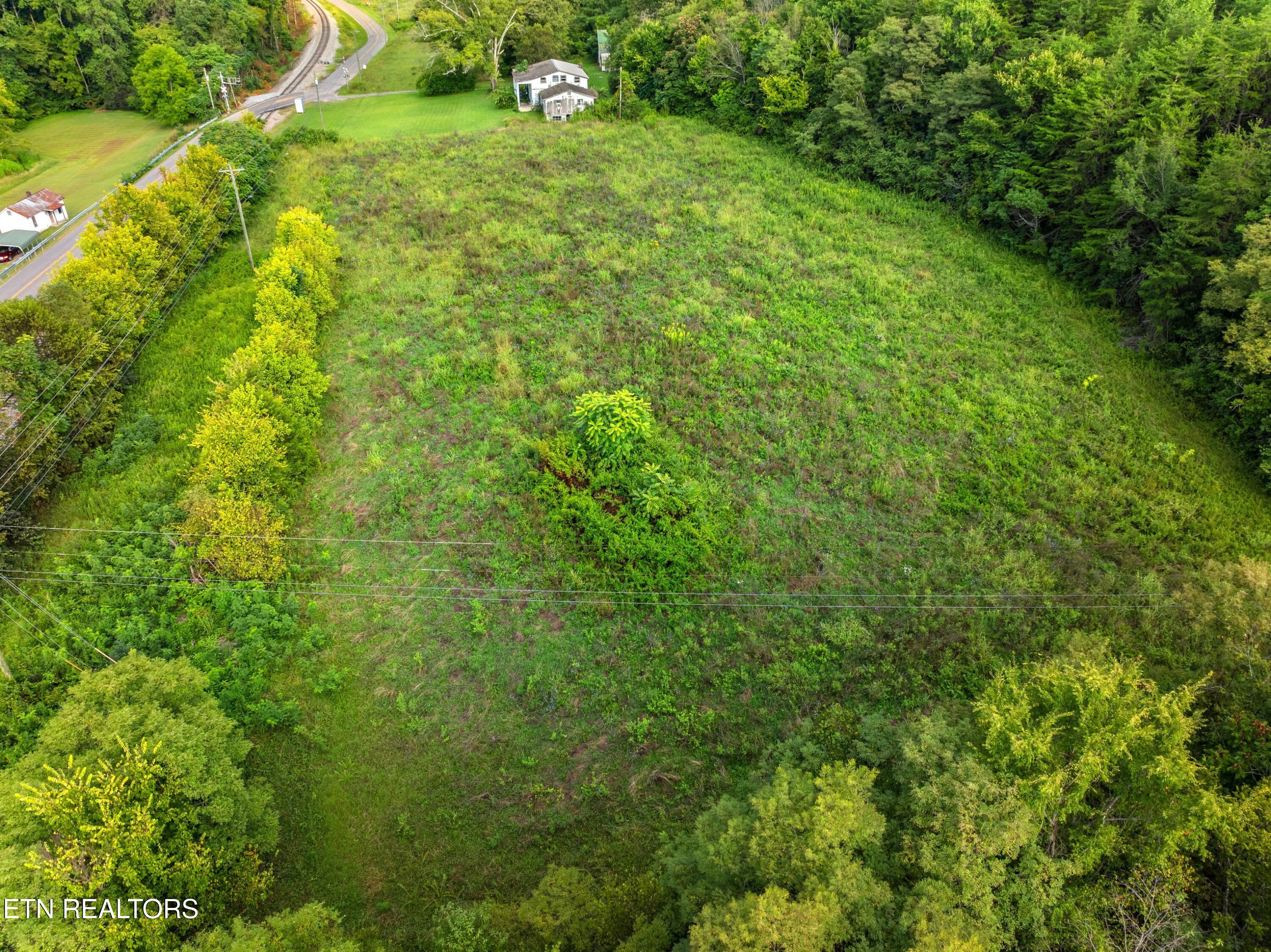 3207 Sulphur Springs Rd Property Photo 12