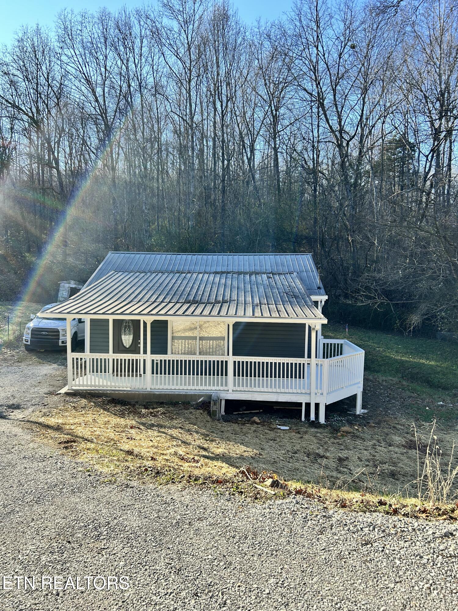 406 Woolsey Rd Property Photo