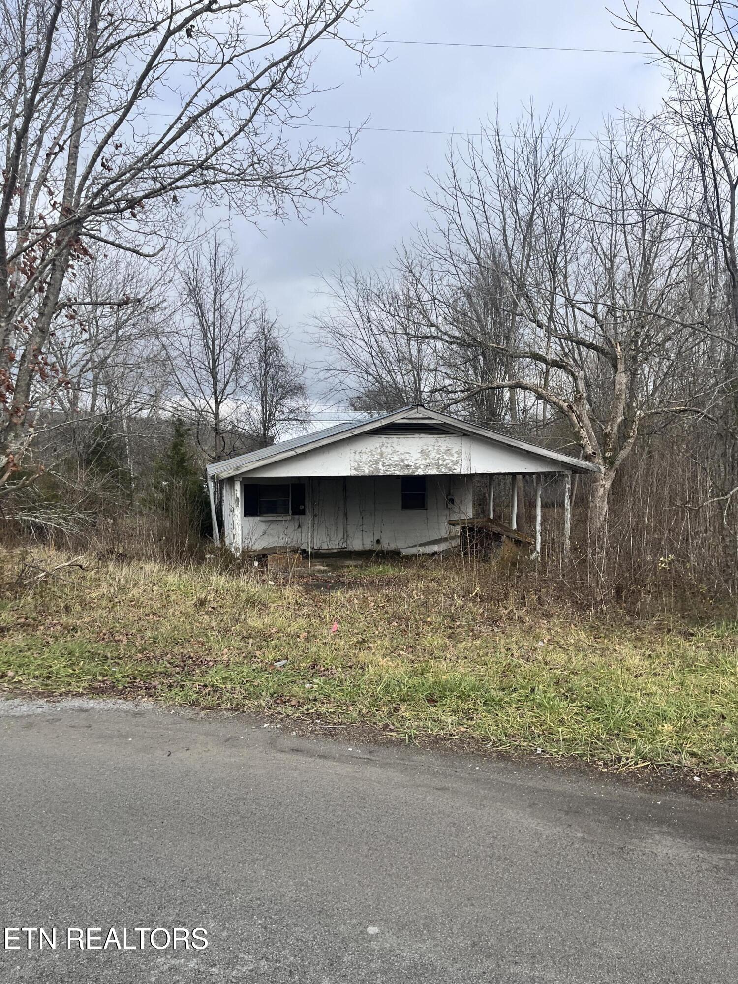 7875 Highway 131 Property Photo 1