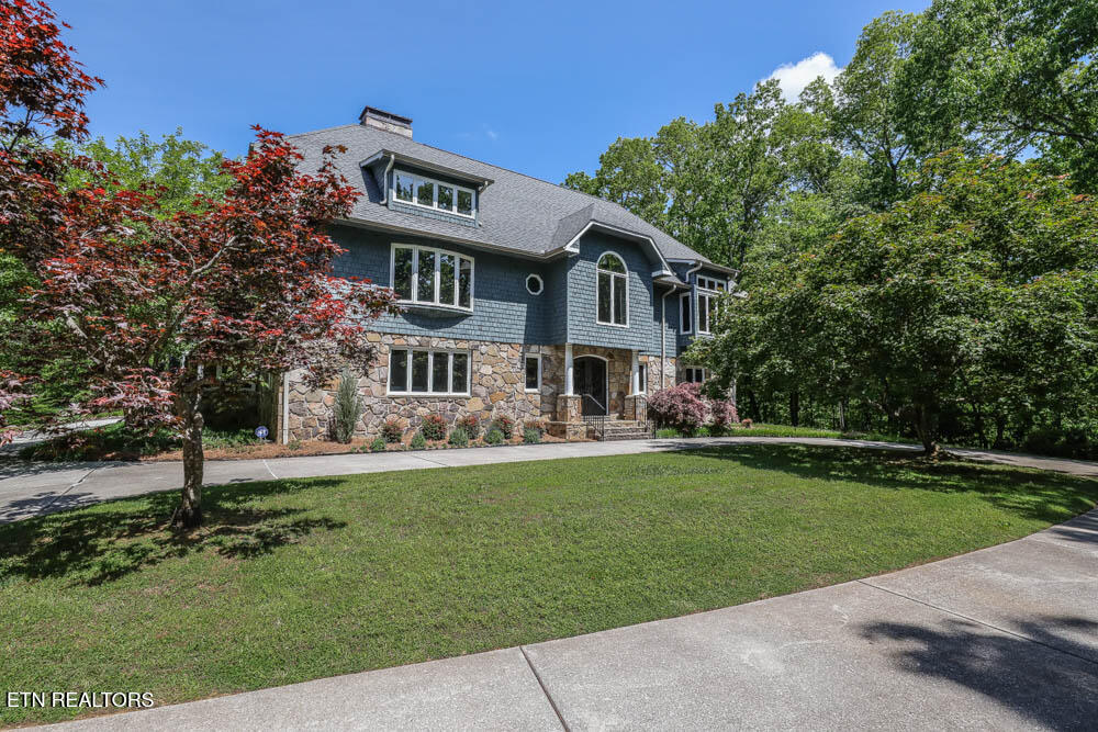 9109 Lynnwood Lane Property Photo